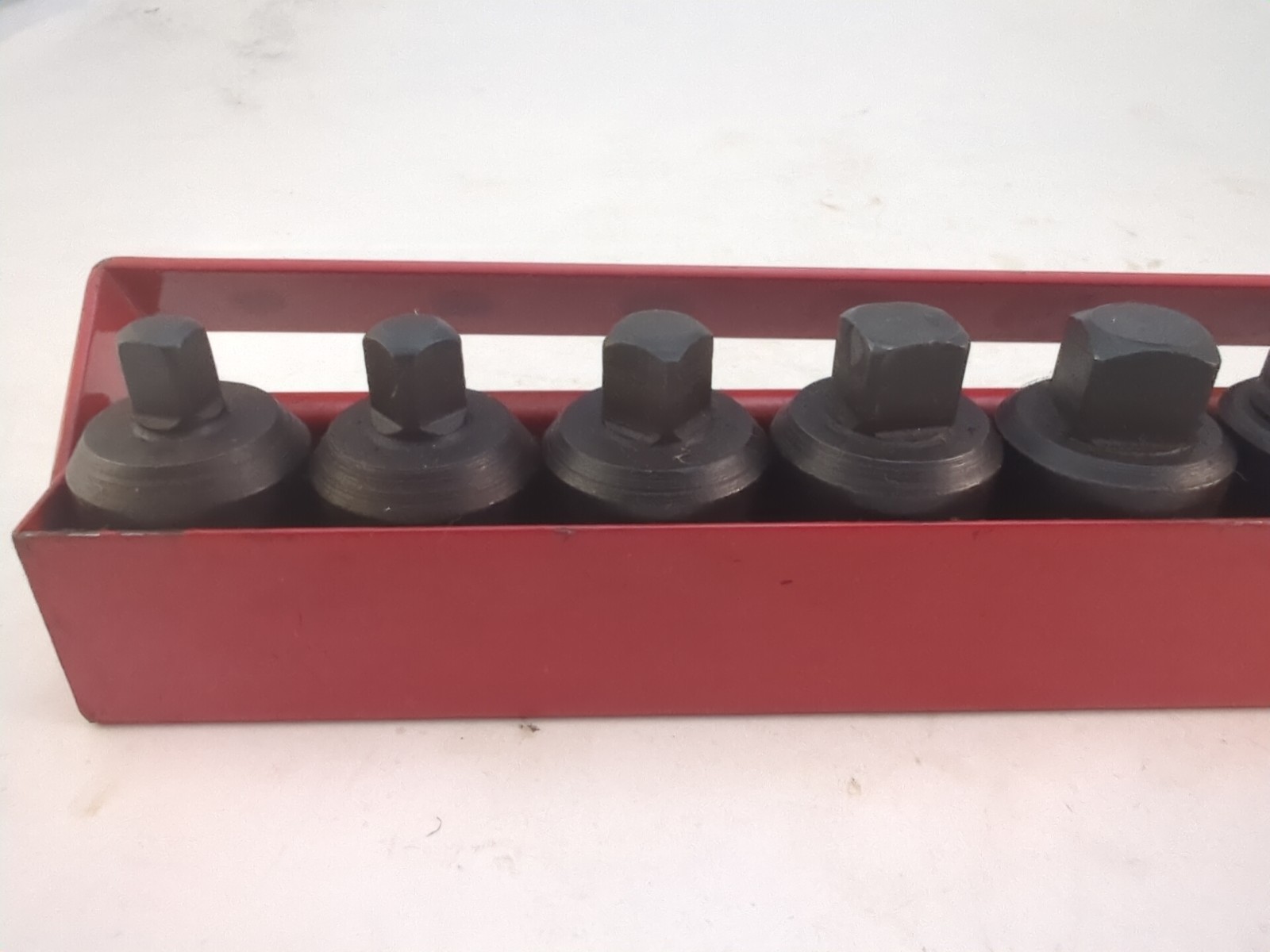 8 Pc. Matco 1/4″-5/8″ SAE 1/2″ Drive Square External Drain Plug Socket Set