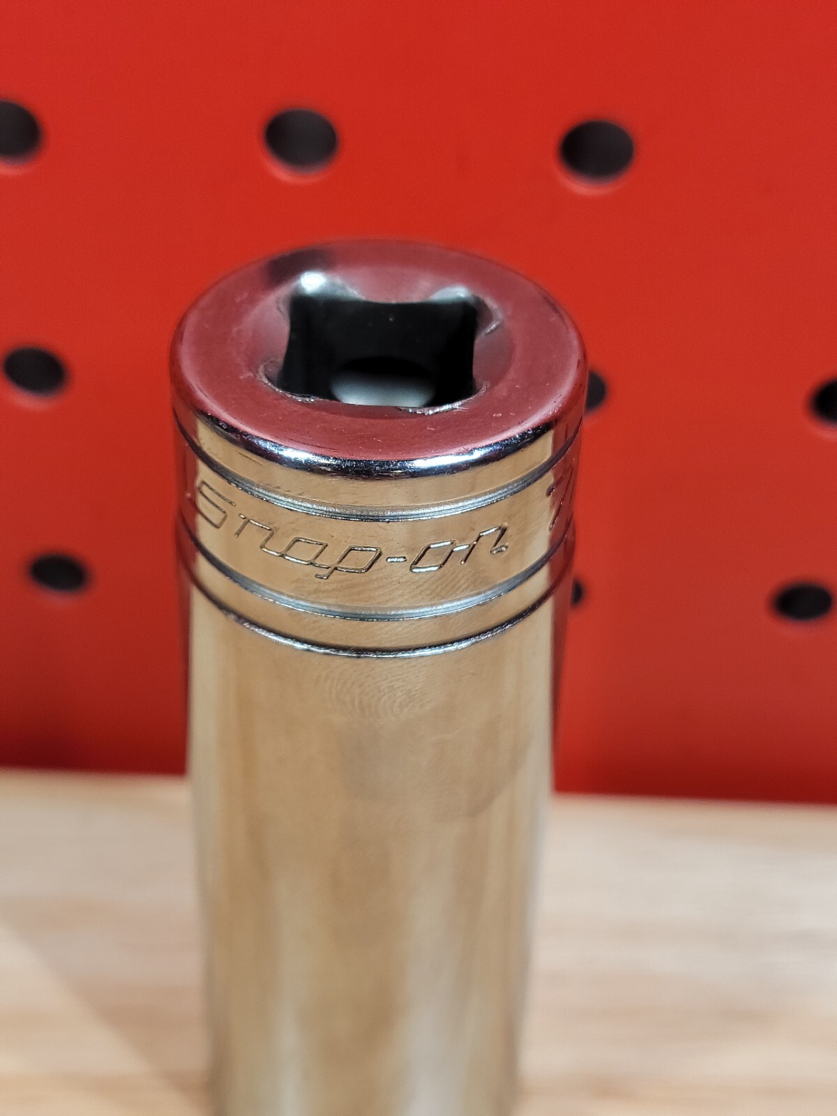 Snap-on Tools S281 7/8″ 1/2″ Drive 12-Point SAE Deep Chrome Socket USA