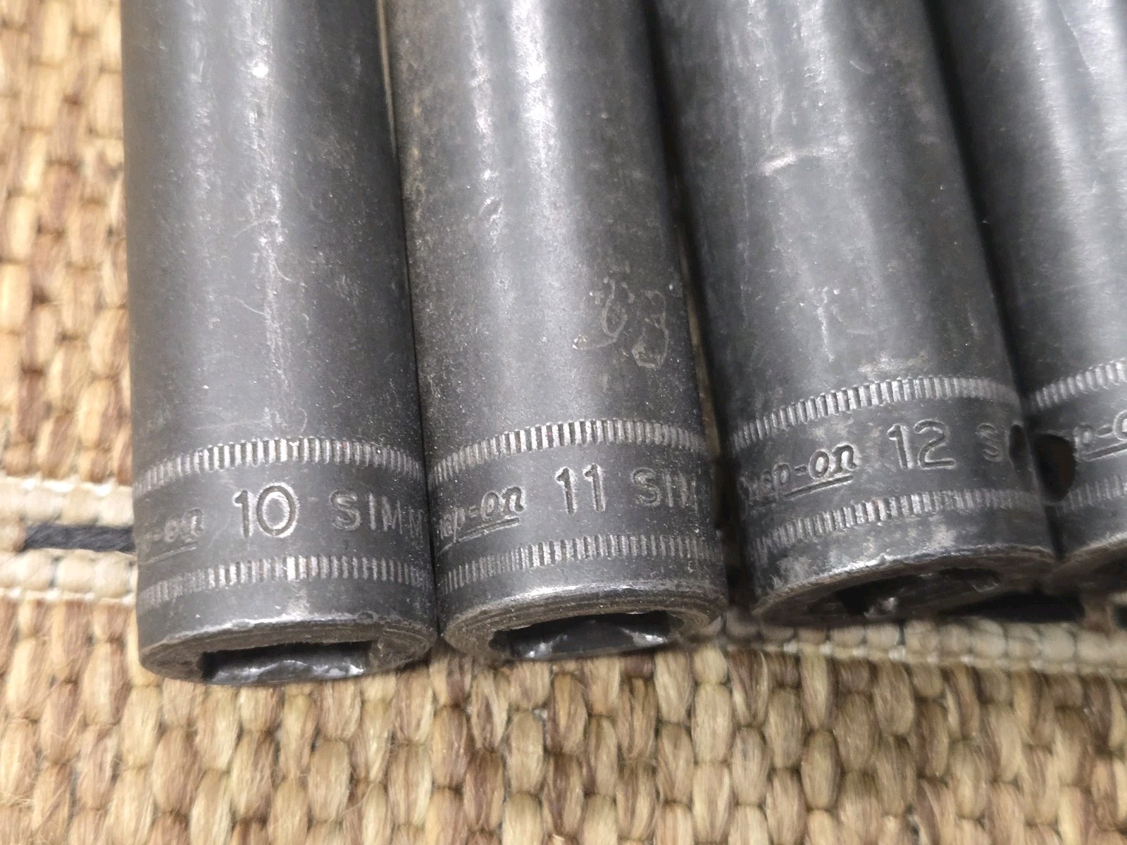 Snap-on 9 deep well 1/2″ metric impact sockets. 10mm-16mm & 18,19 Mm Socket