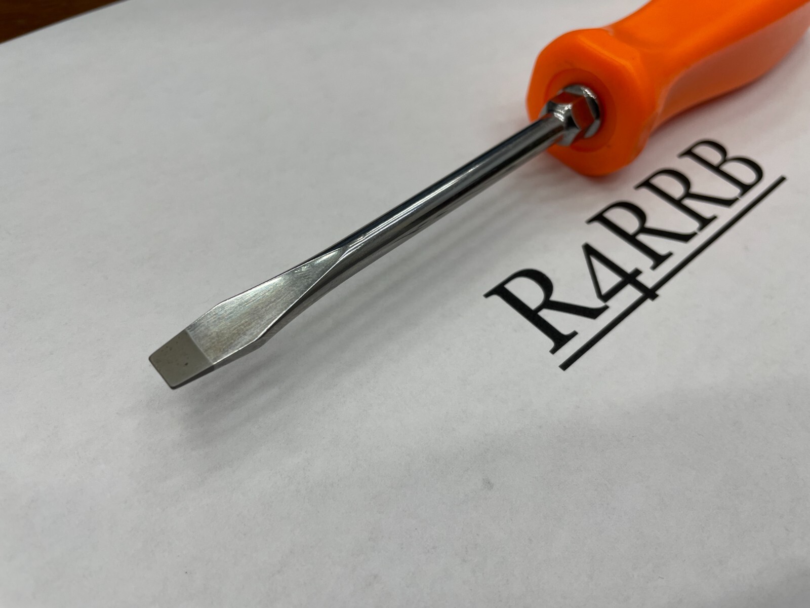Snap-on Tools USA NEW ORANGE CLASSIC Hard Handle Flat Head Screwdriver SDD4Ao