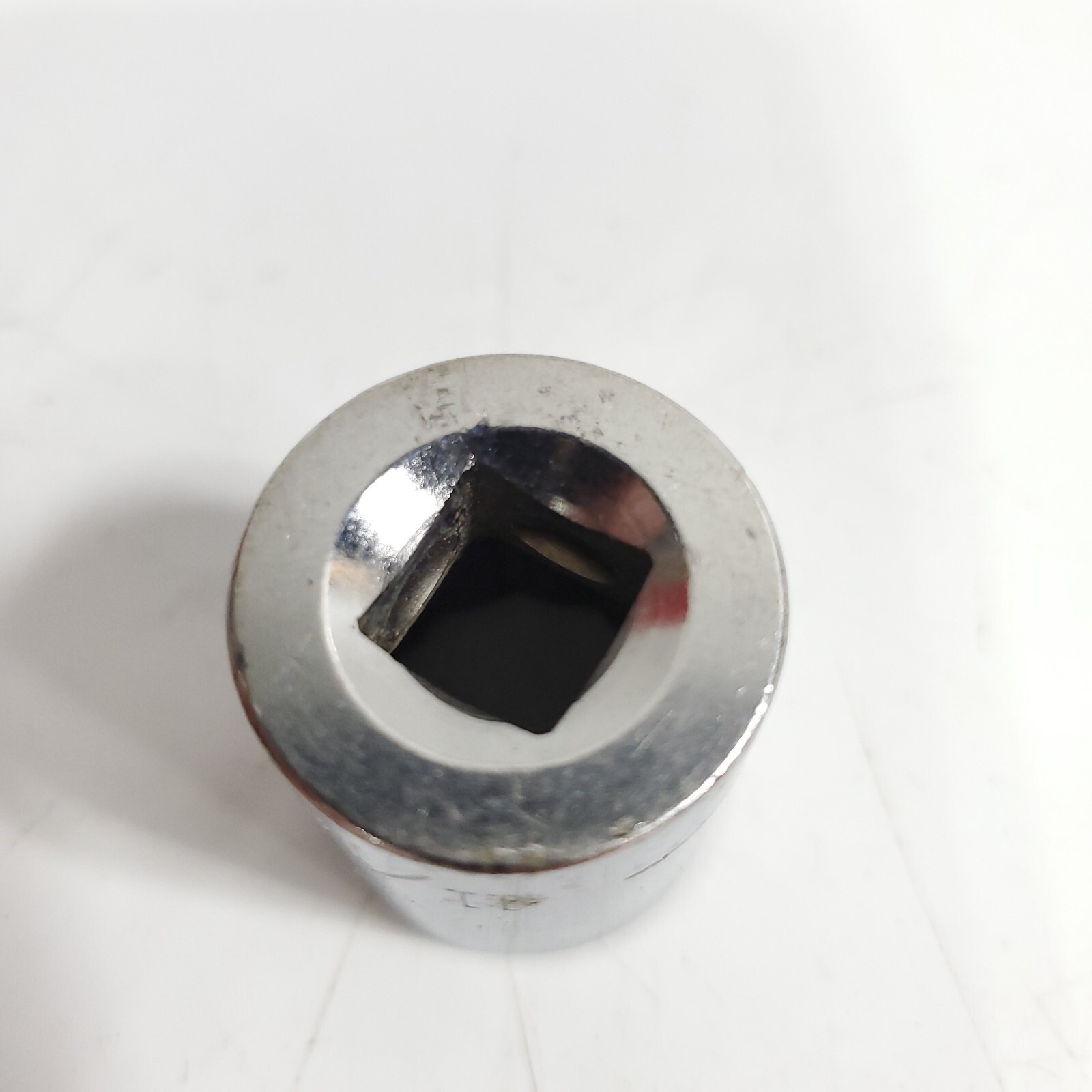 Craftsman 3/8″ Drive SAE 11/16″ Shallow Socket G Series 12-point 44336