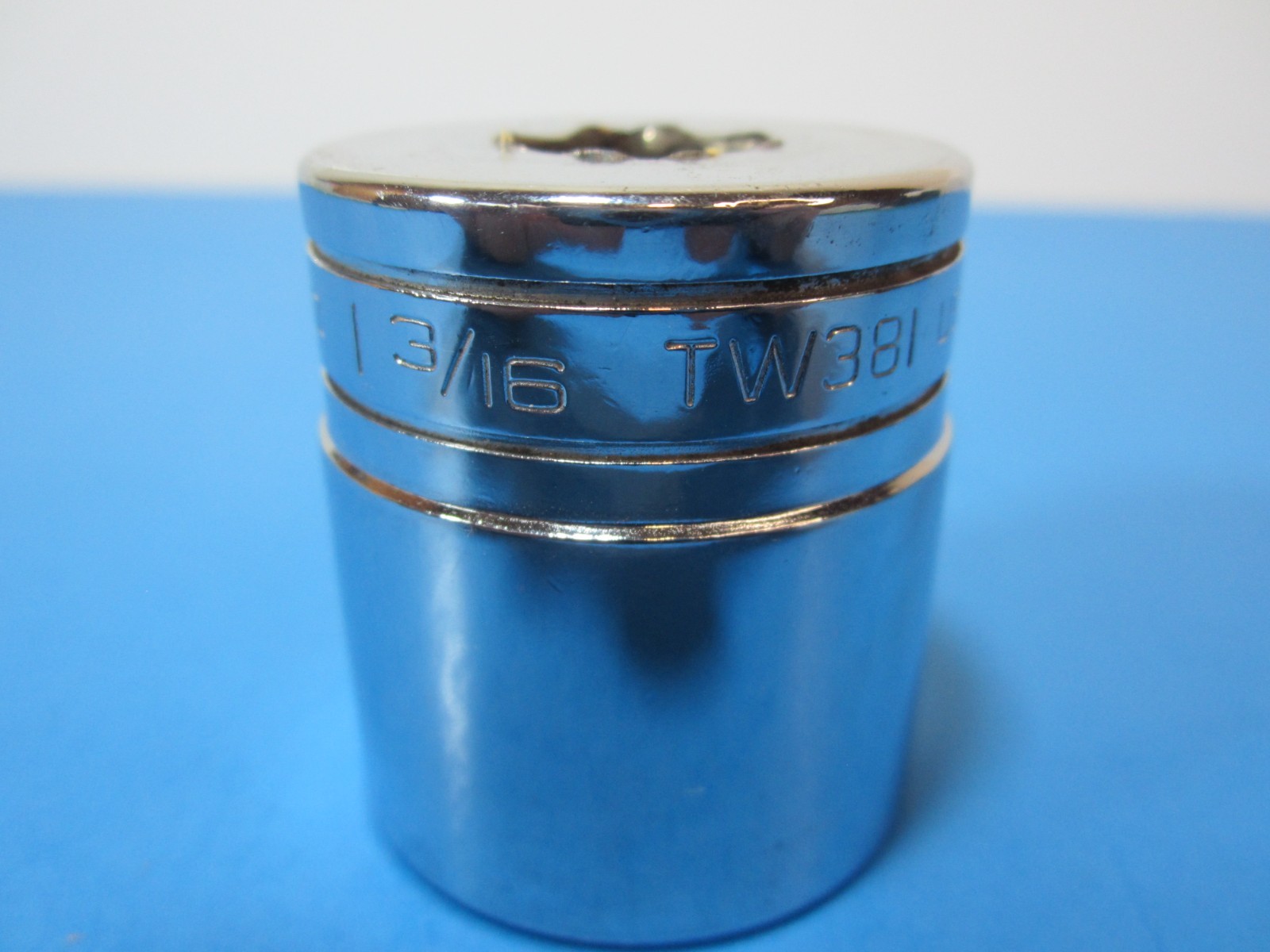 SNAP ON TOOLS TW381, 1/2″-drive 6-point 1-3/16 Shallow Socket * USA *