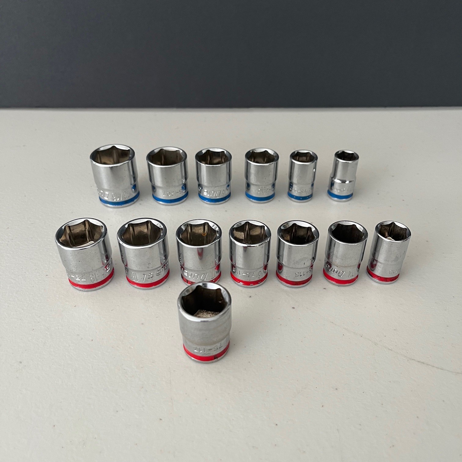 Duralast Red/Blue Sockets Metric 13-19 SAE 7/16,1/2,5/8,11/16,3/4,13/16 extra 17