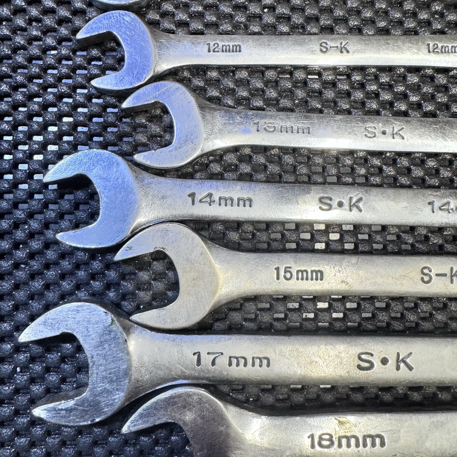 SK Hand Tool 8pc 12 Point Metric Combination Wrench Set 8mm- 19mm (without 16mm)