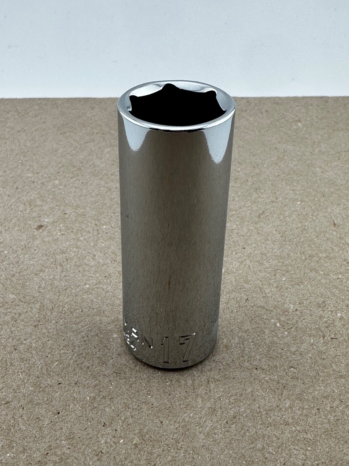CRAFTSMAN 17MM – CMMT44434 – 6 POINT – 3/8″ DRIVE – DEEP SOCKET. 264A