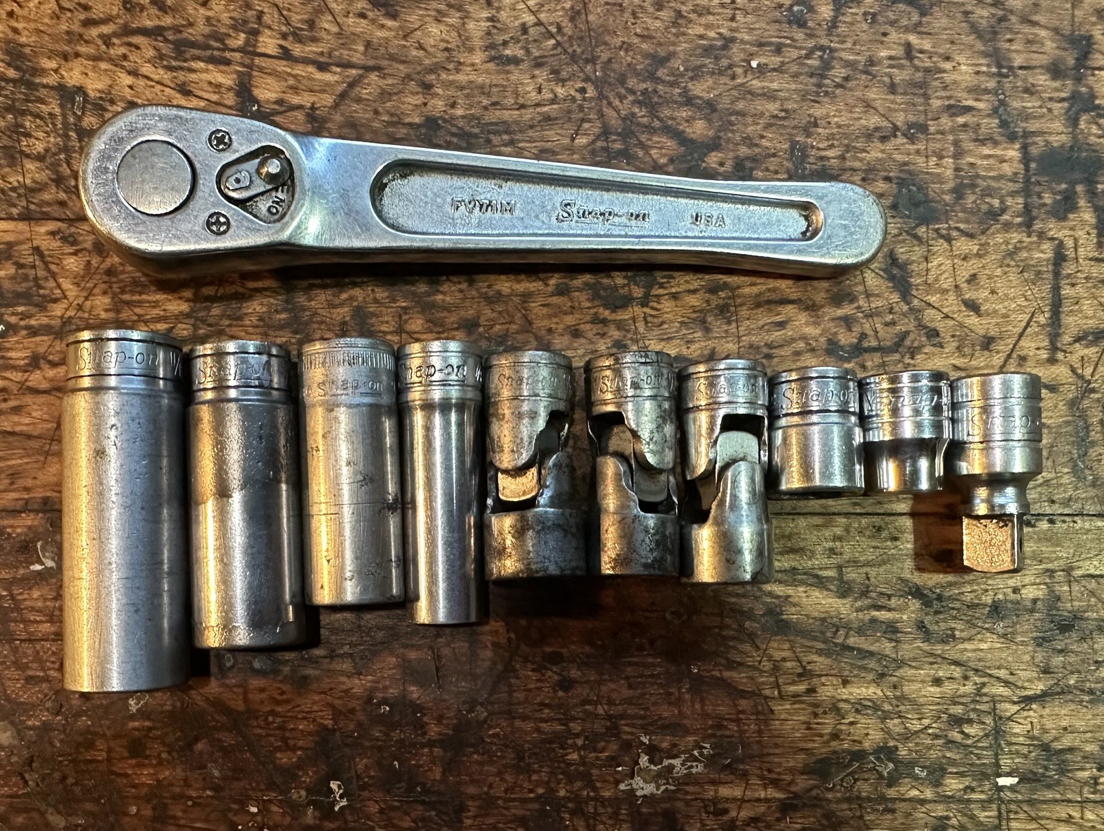 SNAP ON 11 pcs 3/8 Drive Set, 1-3/8 Ratchet, 9-Sockets, plus 1- 1” Extension