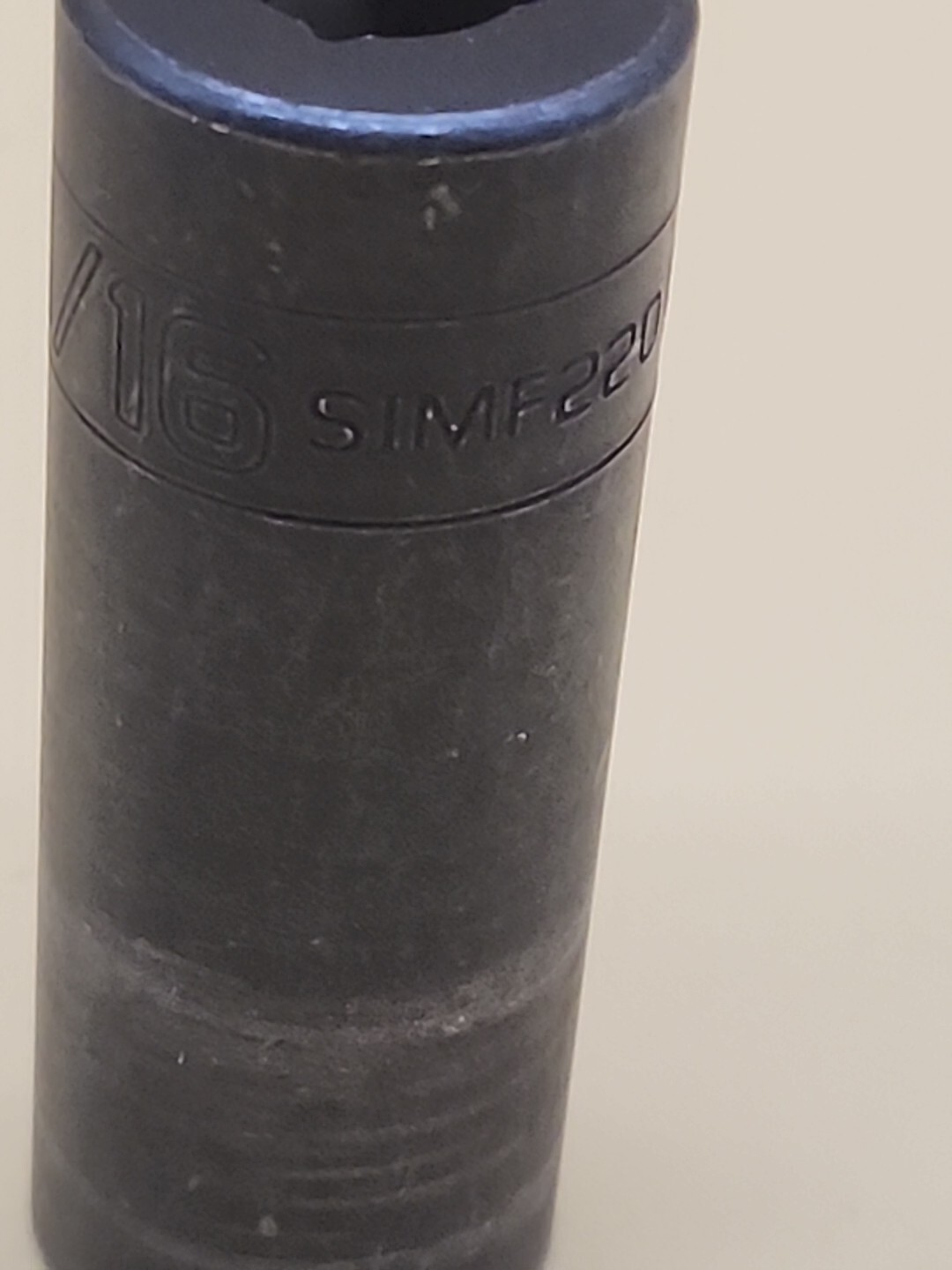 Snap-on Tools 3/8″ Drive 6 Point 11/16″ Deep Impact Socket SIMF220 USA