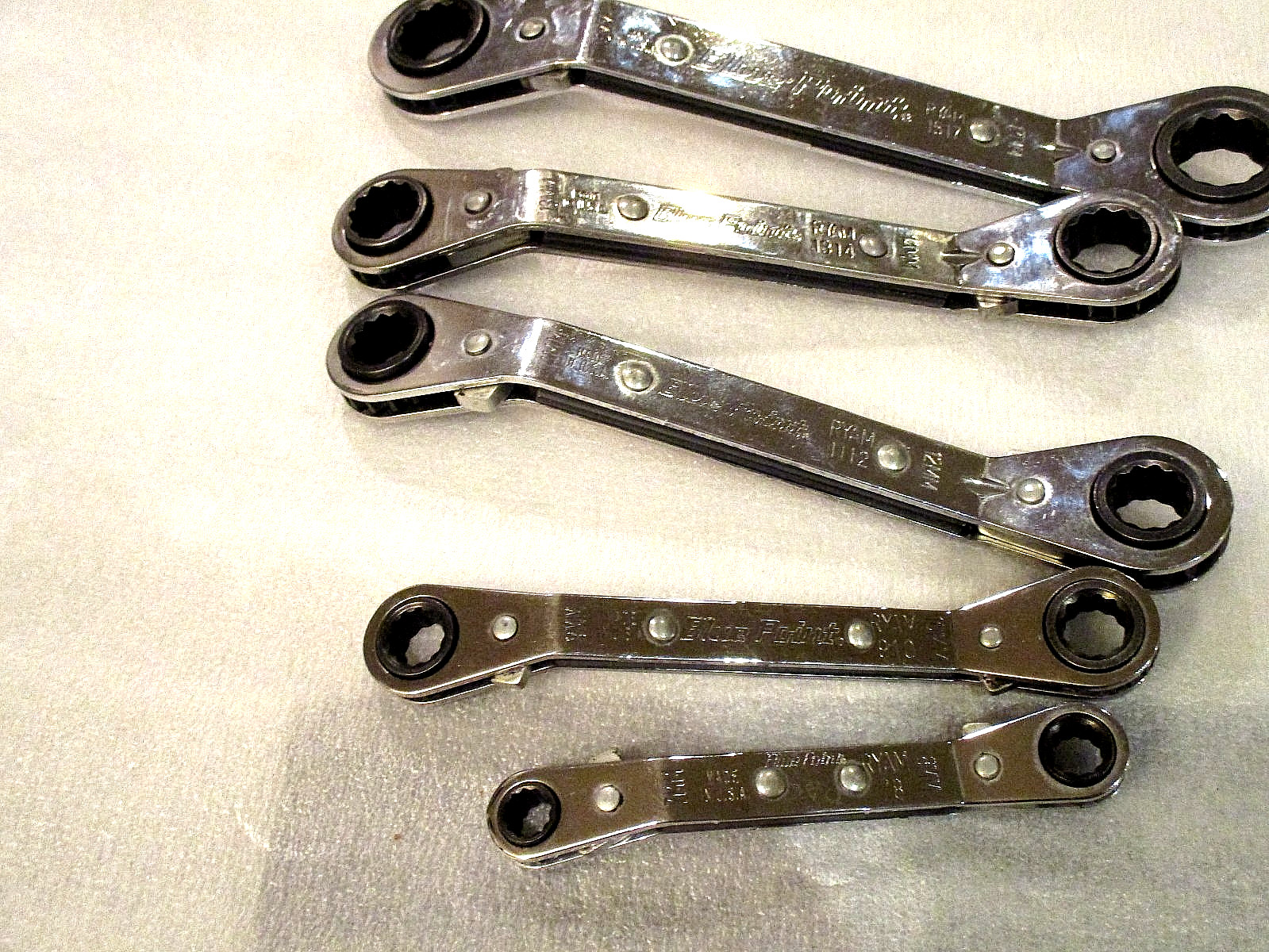 BLUE-POINT 12 POINTS METRIC OFFSET RATCHETING WRENCH 5pc SET. 7mm-17mm