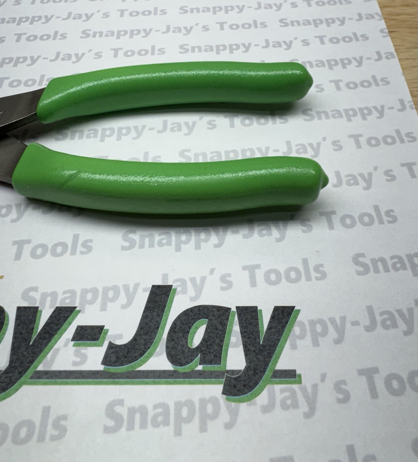 Snap-On Tools USA NEW GREEN Soft Grip 8″ Talon Grip Needle Nose Pliers 96ACFG