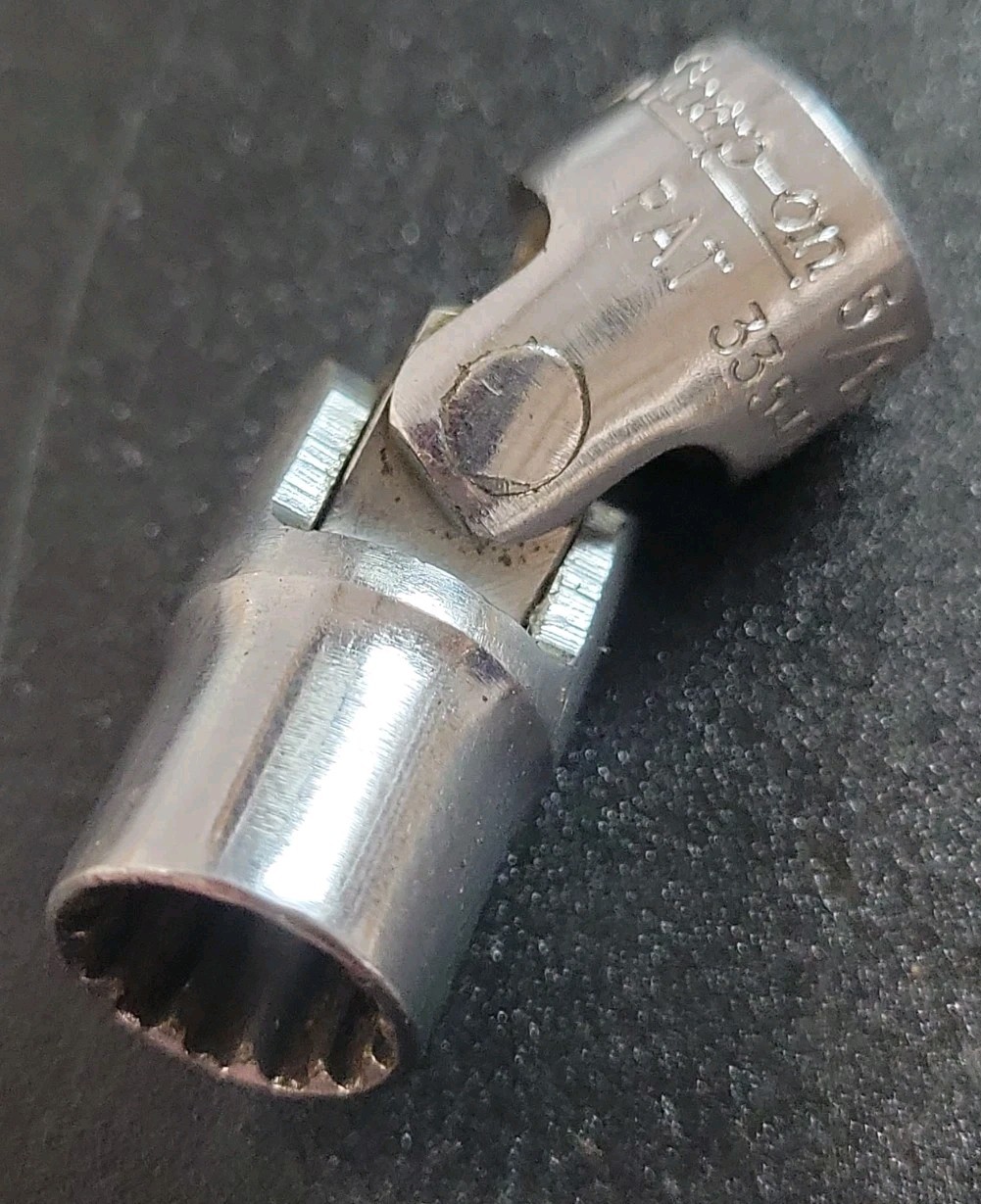 Snap-on 1/4″ Drive 5/16″ Universal Swivel 12pt Point Socket TESU10