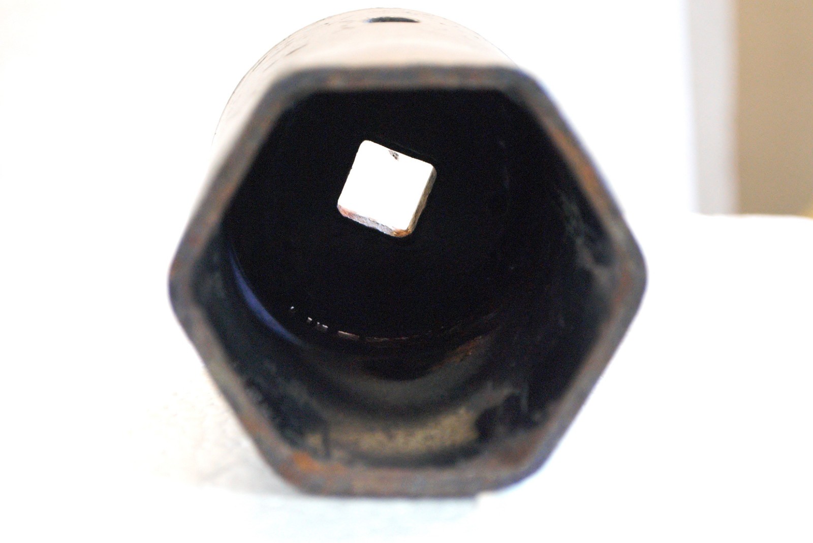6 point hexagonal socket tool heavy duty unknown maker 1/2″ drive wheel bearing