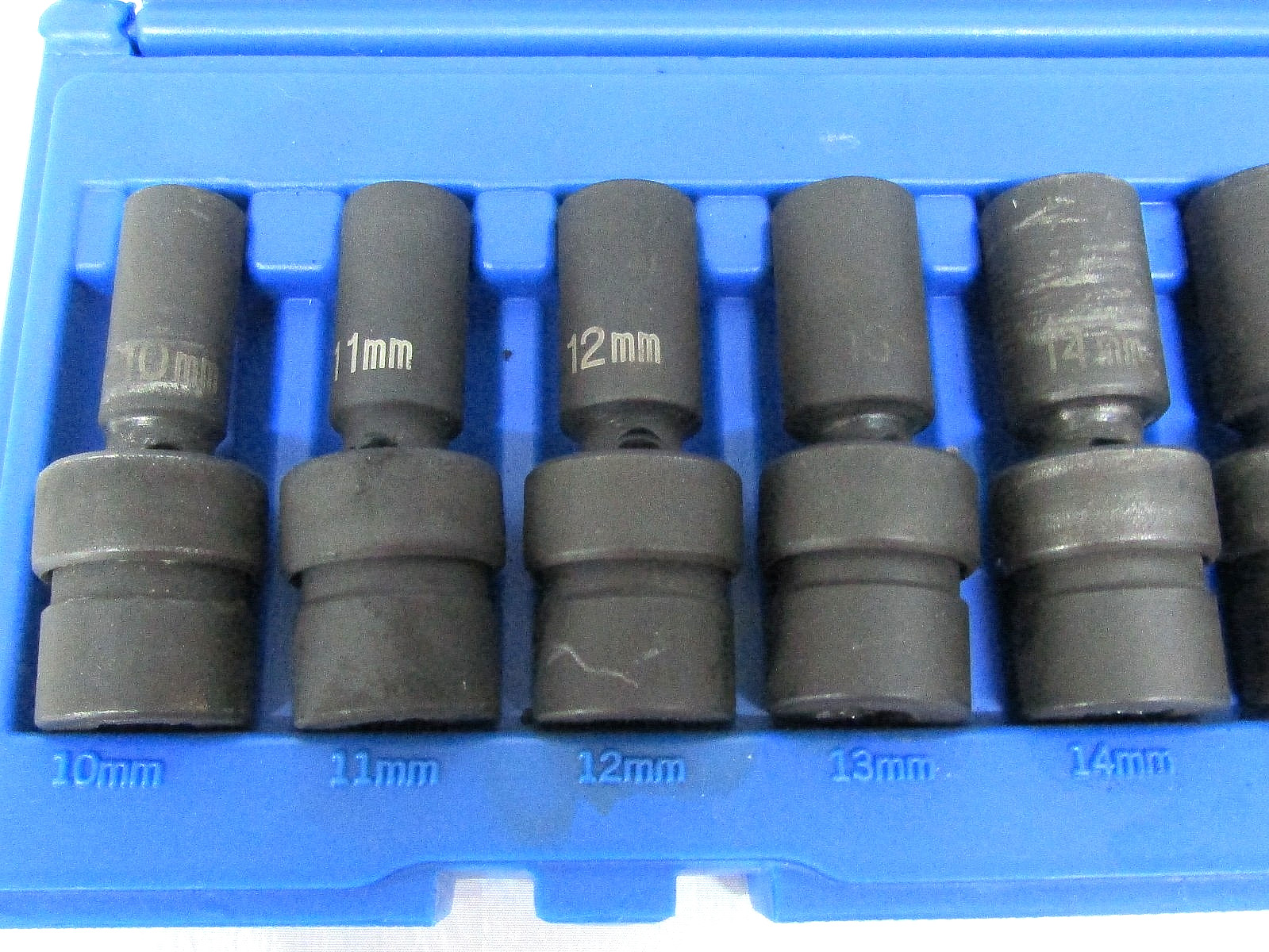 Grey Pneumatic 3/8″ Drive Metric Semi-Deep Length Universal Set 1210UMSD