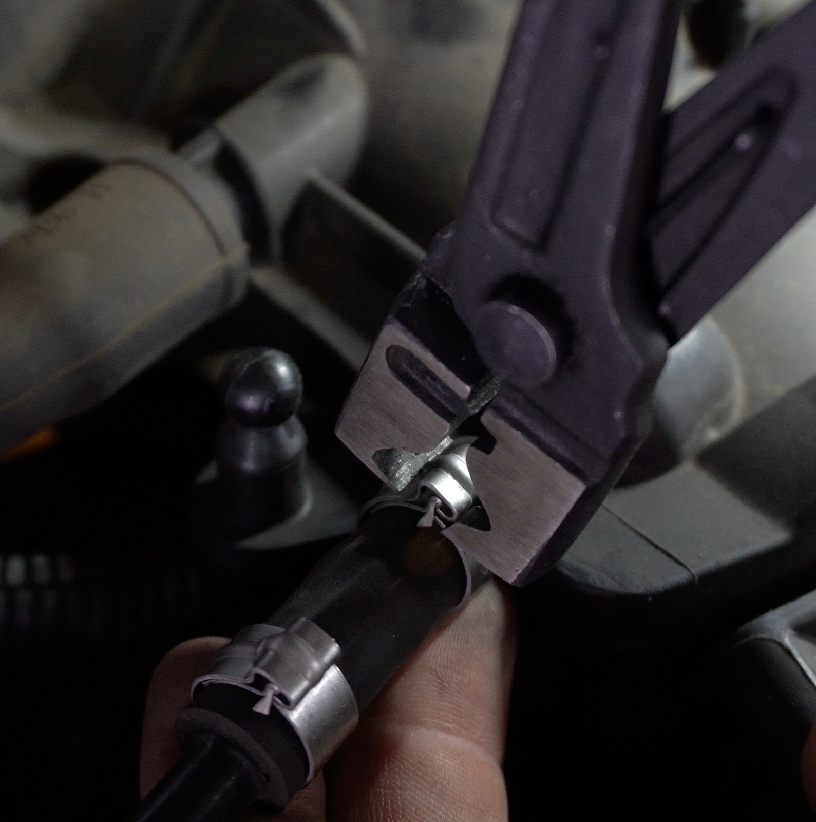 Lisle 55230 Clic & Clic-R Hose Clamp Pliers for European Vehicles