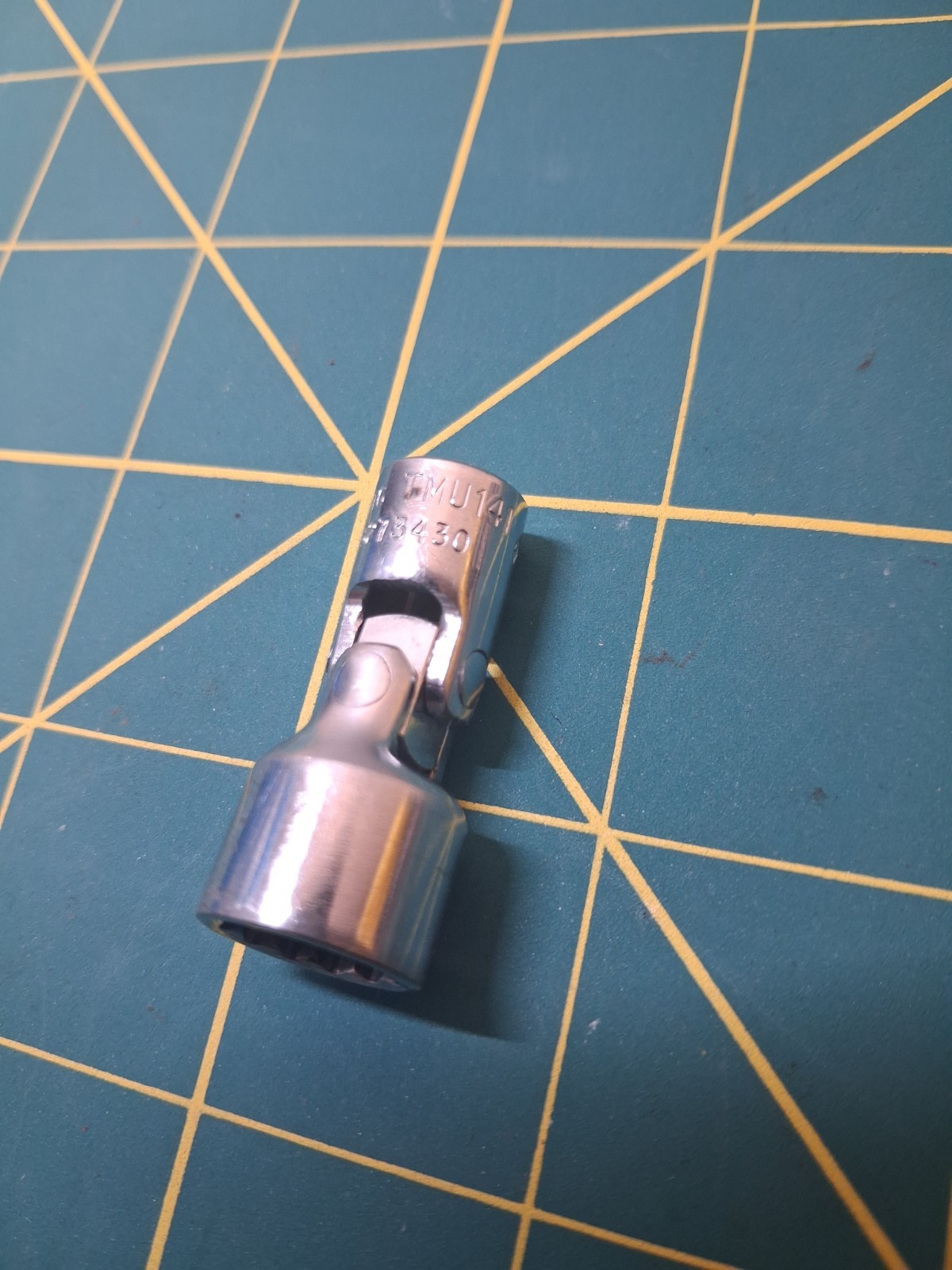 Snap-on Tools 7/16″ TMU141 1/4″ Drive 12 Point Swivel Socket Underline Logo 🇺🇸