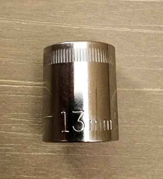 Craftsman USA 13mm Socket 6 Point 1/4″ Drive VV 43514 (Top Knurl mm)