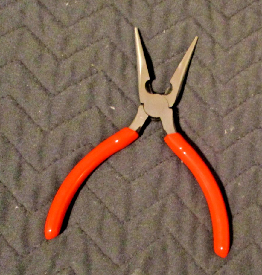 Crescent 6 1/2″ Thin Needle Nose Pliers Red Soft Grip