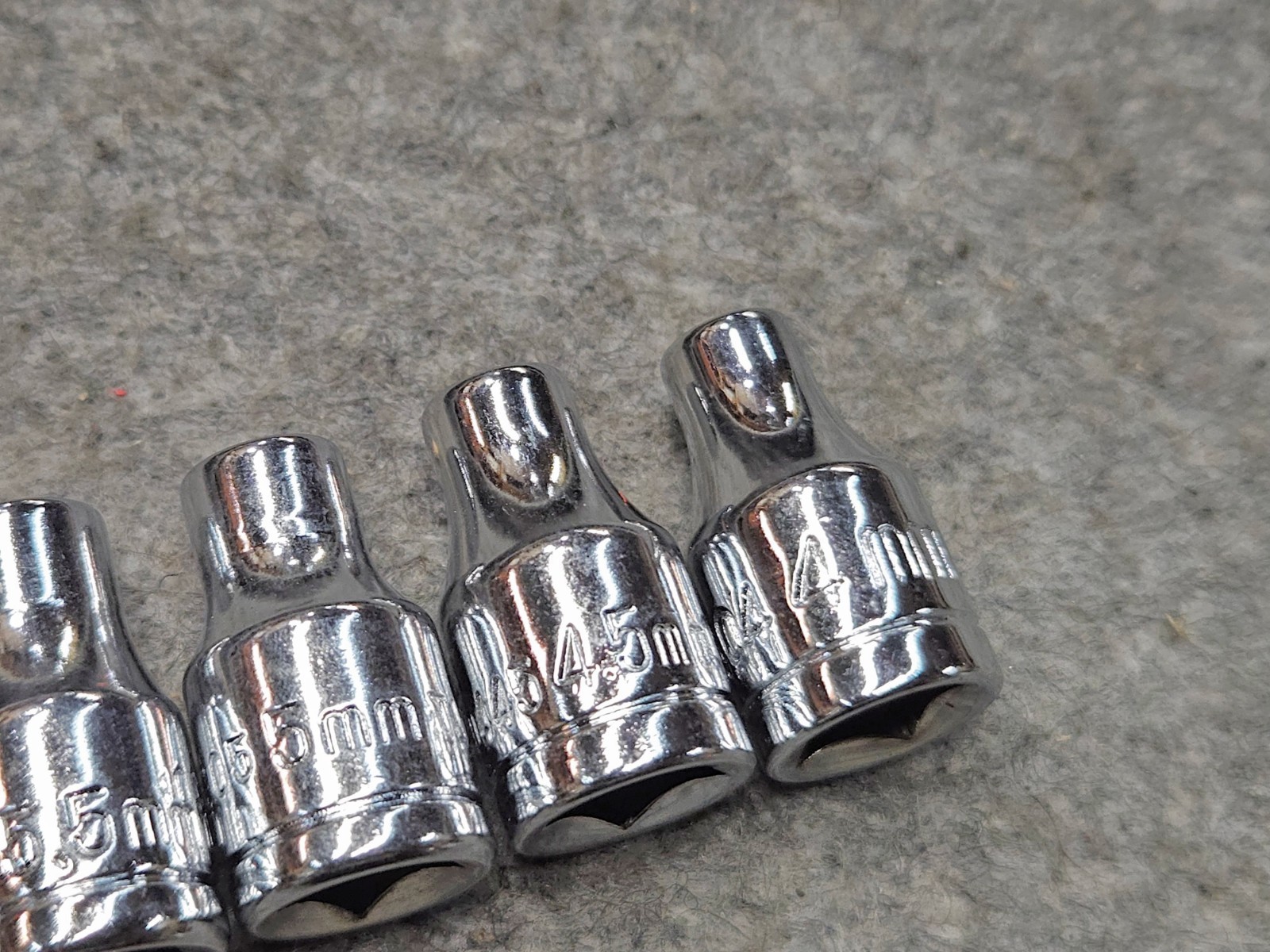 TAT Tools 1/4 Drive 6 Point Metric Socket Set 4.0mm-10mm 9 Piece «Off the shelf»