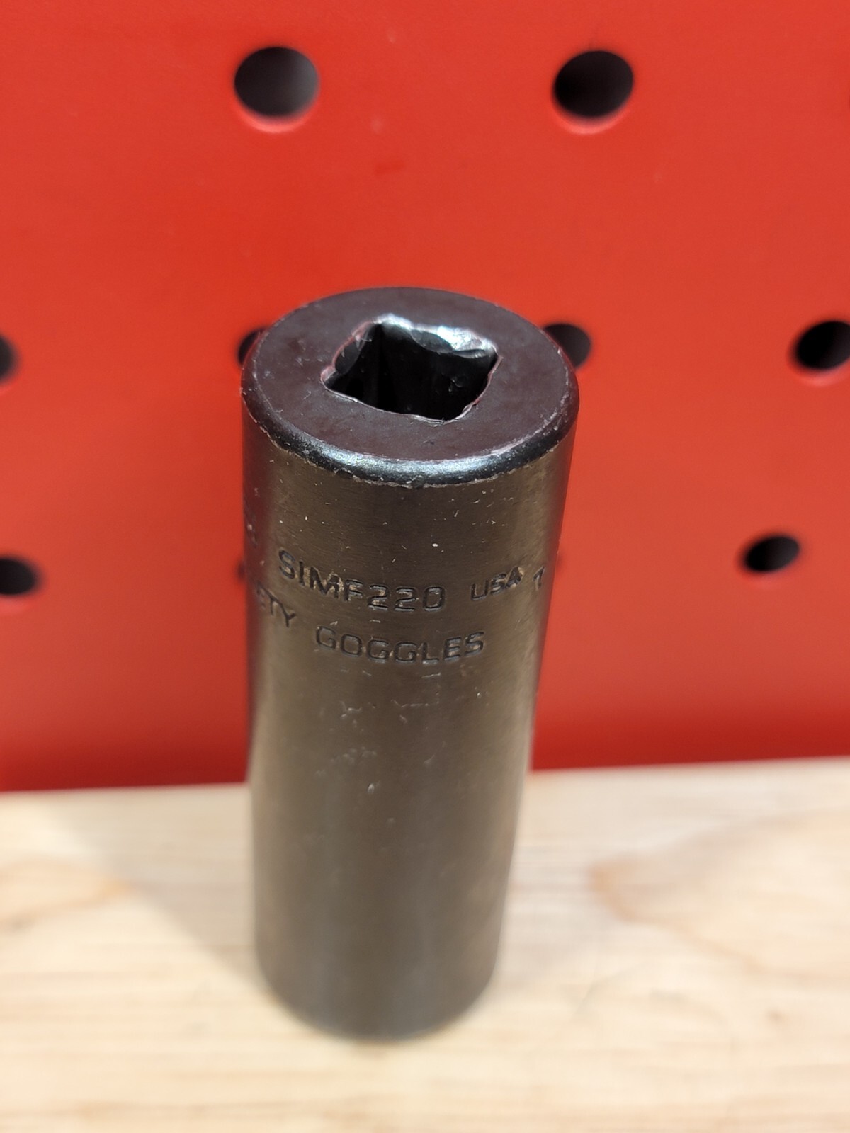 Snap-on Tools SIMF220 11/16″ SAE 3/8″ Drive 6-Point Deep Impact Socket USA