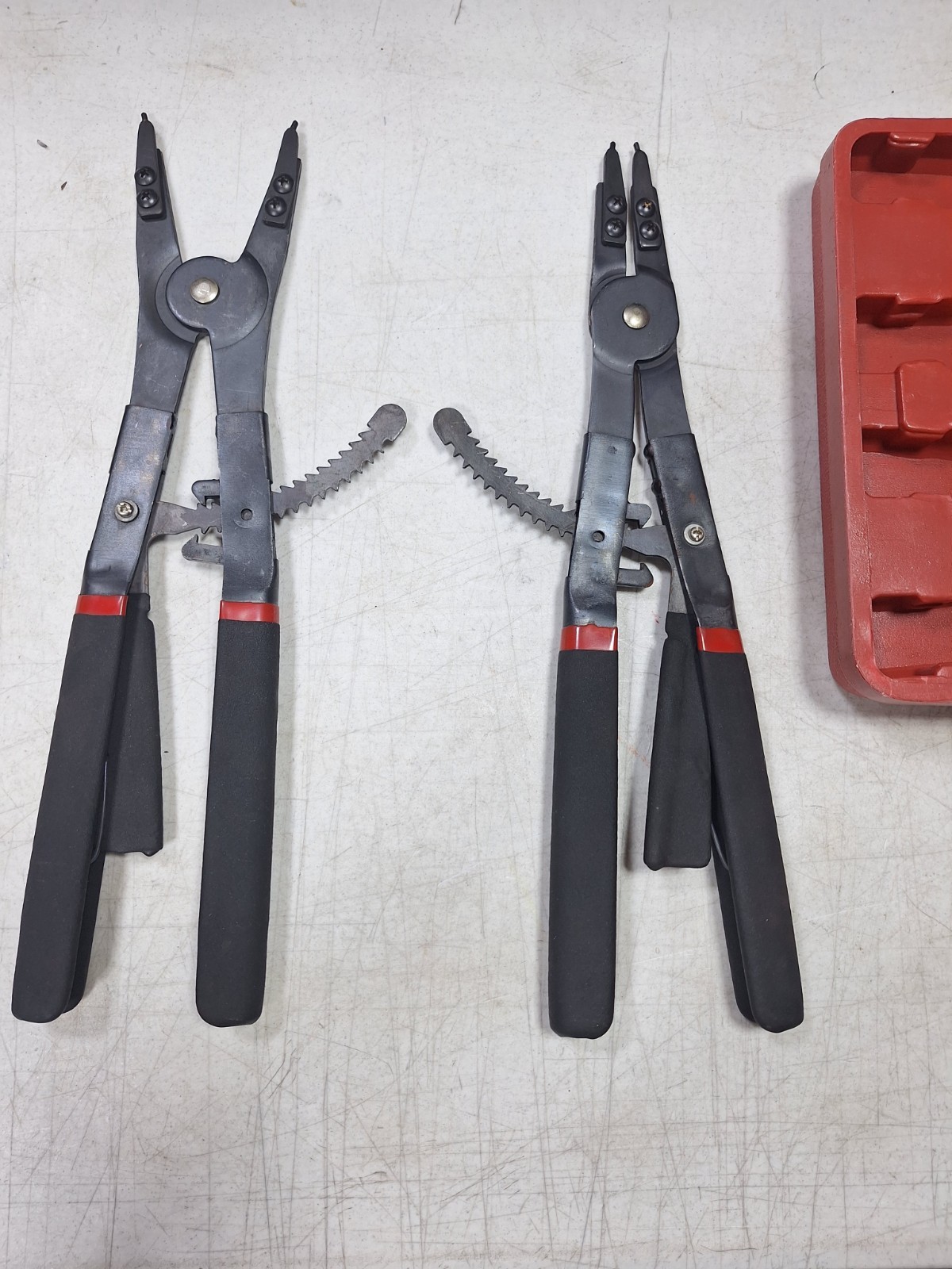 Universal Circlip Snap Pliers Tool Set, Retaining With Replacement Tips 16″