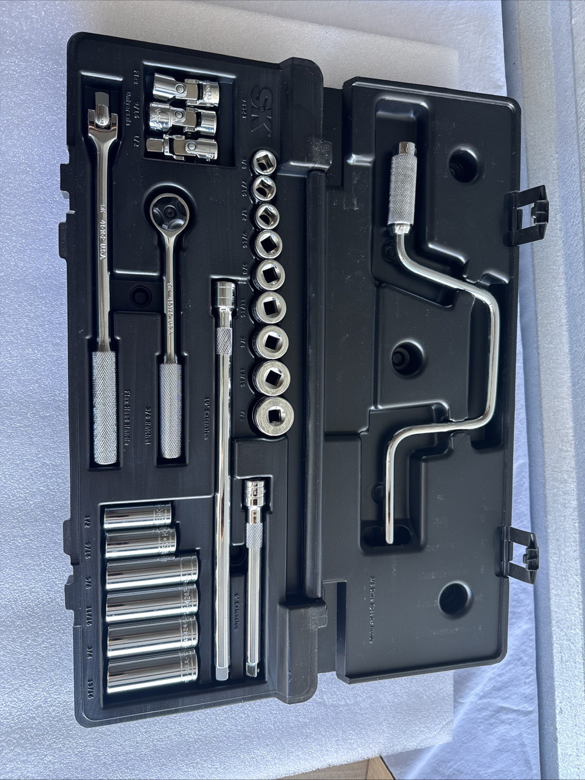 SK Tools 23 Piece SAE 3/8″Drive 12Pt General Service Set W/Snap Latch Case~94523