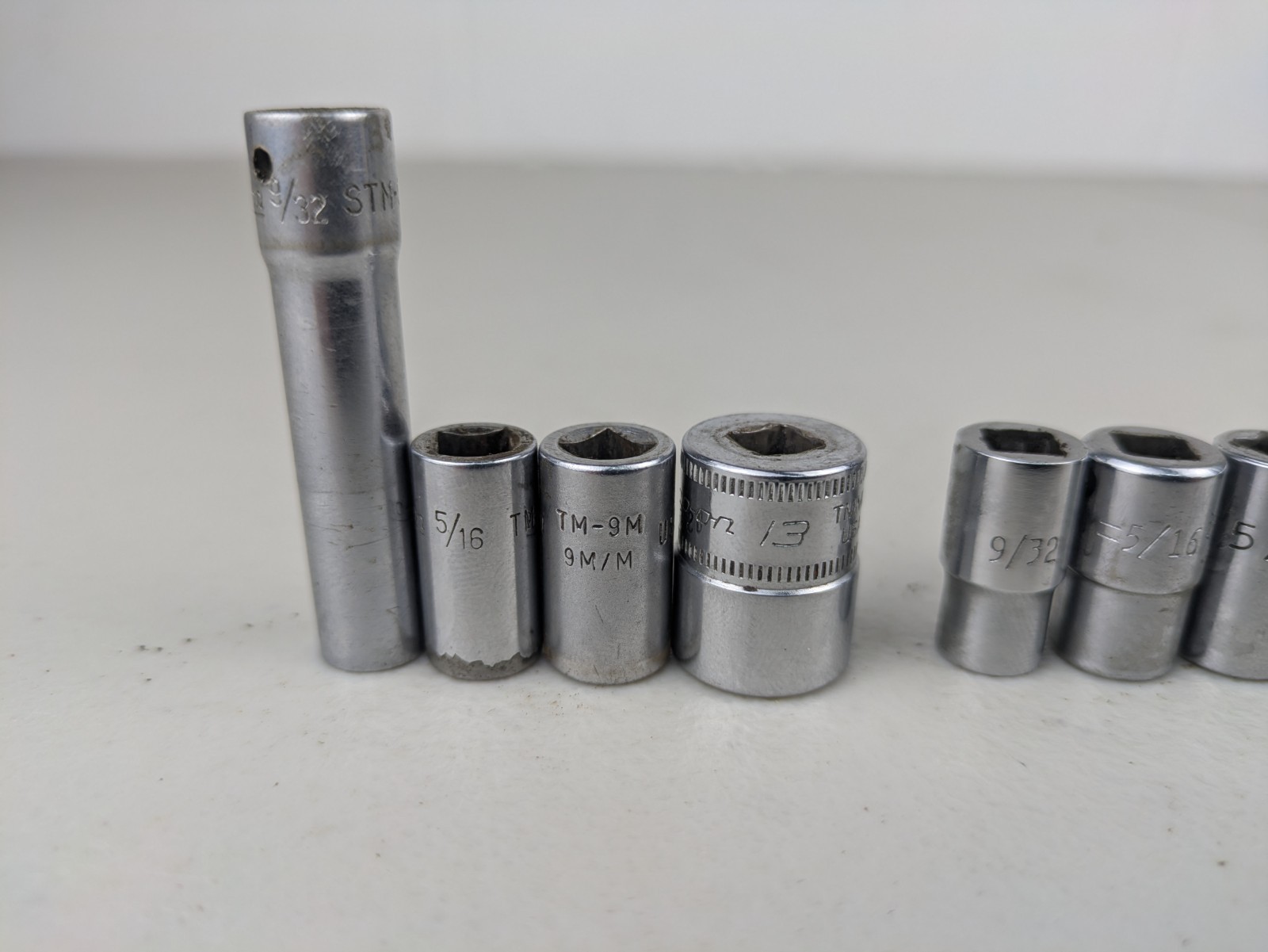 Assortment of 14 Snap On And Mac Sockets 1/4″ Drive 12 point 6 Point Used