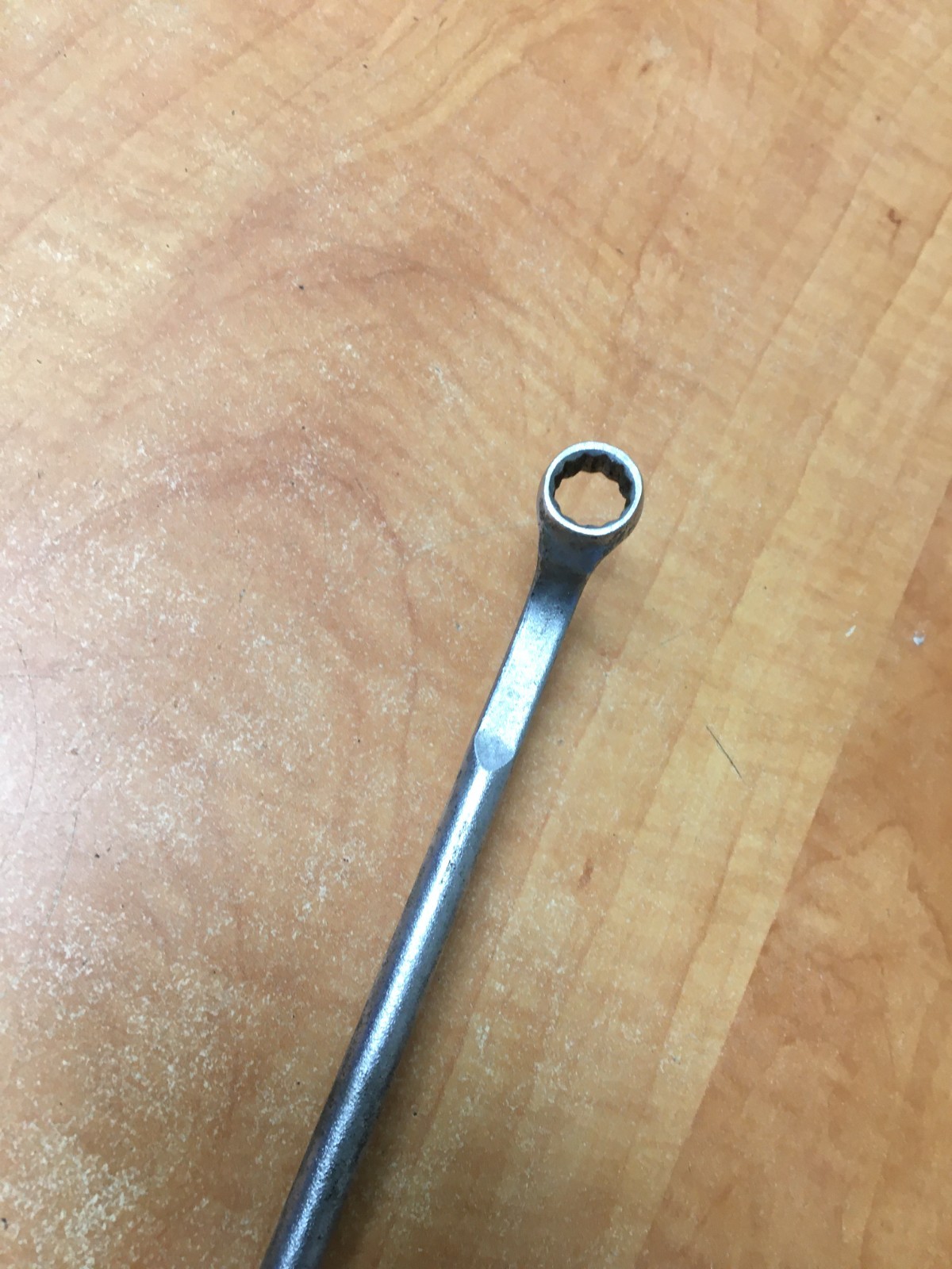 MAC USA Tools S140 1/2″ Fan Clutch Fan Blade Bolt Wrench 17″ Offset owners mark