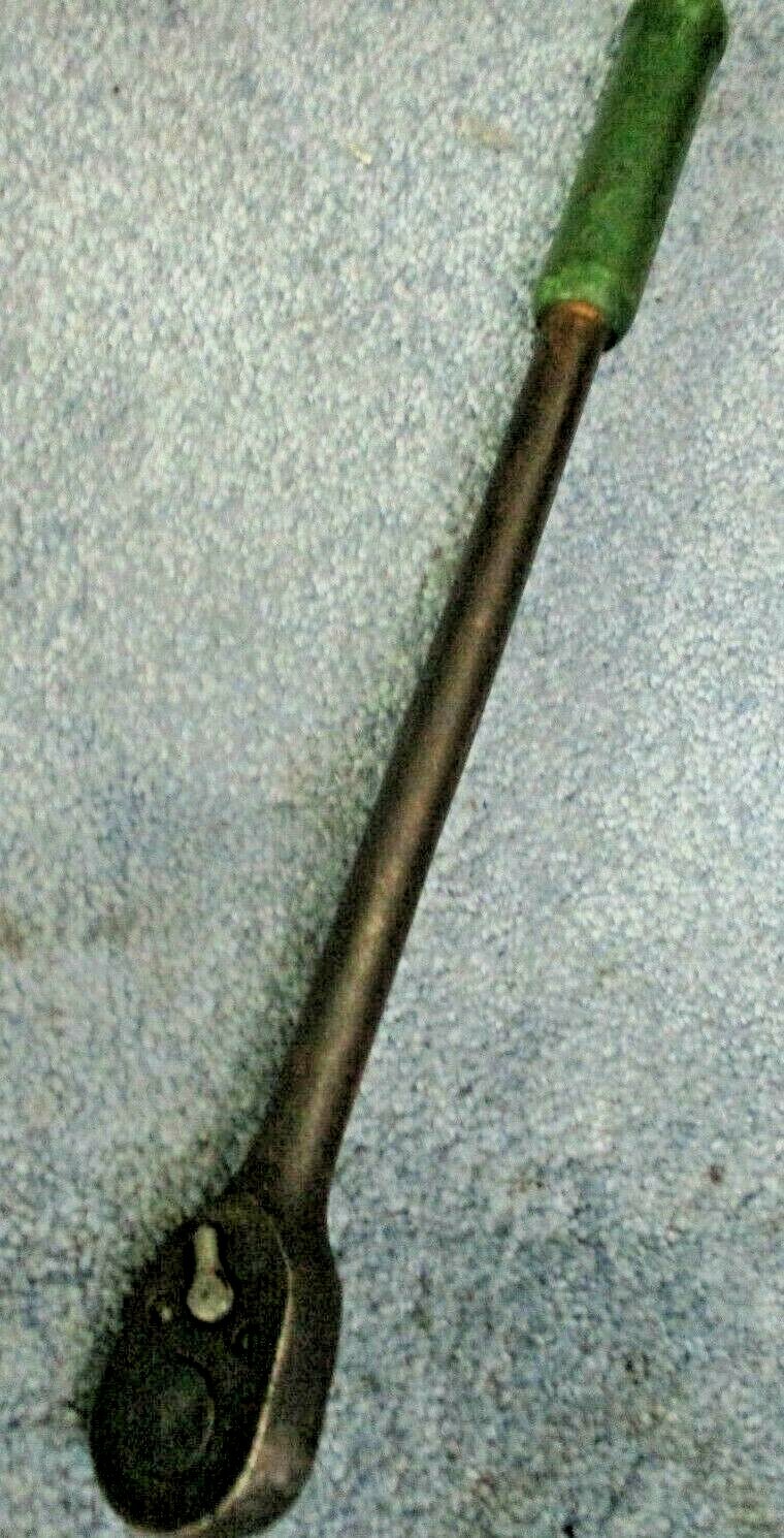 Greenlee 5018834 1/2″ Drive 15″ Long Handle Electrical Ratchet Green Grip