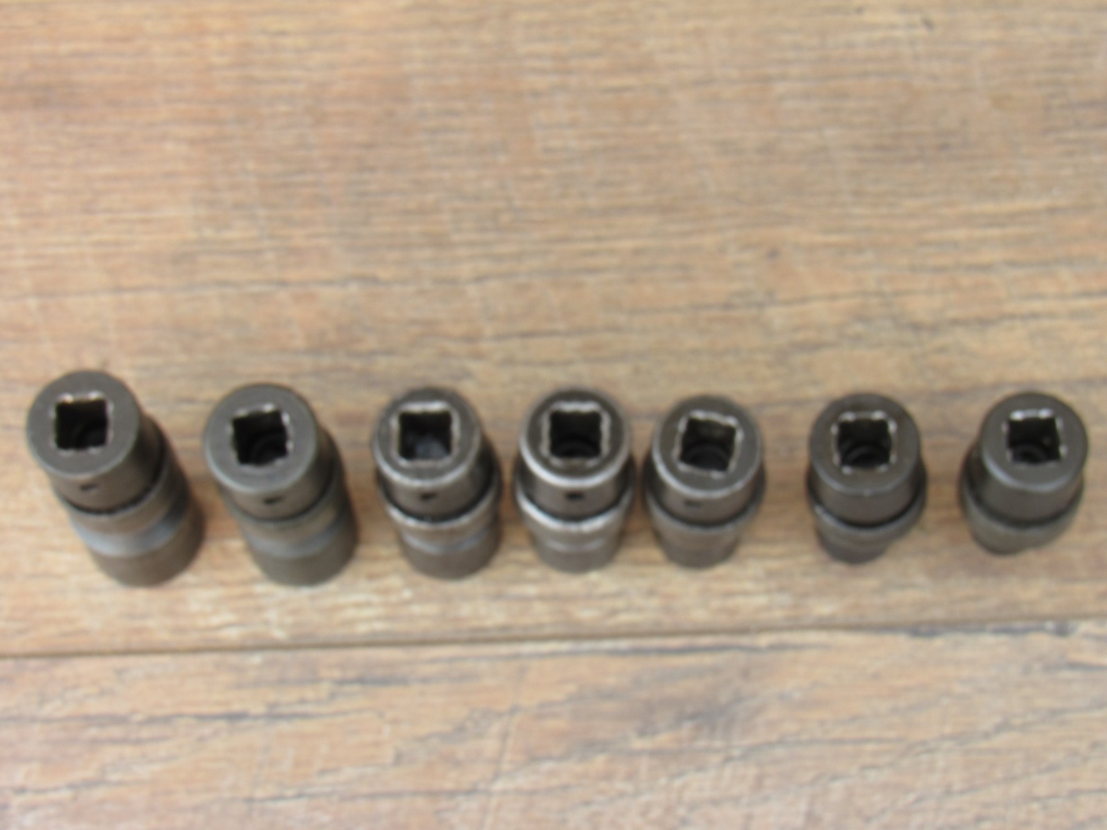 SNAP ON 207IPF 3/8″ DR 3/8″ – 3/4″ SAE IMPACT FLEX SWIVEL SOCKET SET IPF12 – 24
