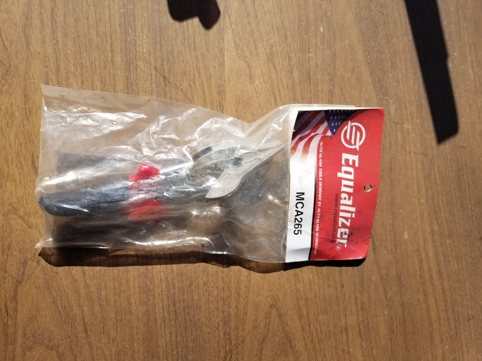 misc auto glass tools… door panel . Clip .cold kinfe.. dremel… pin  tool