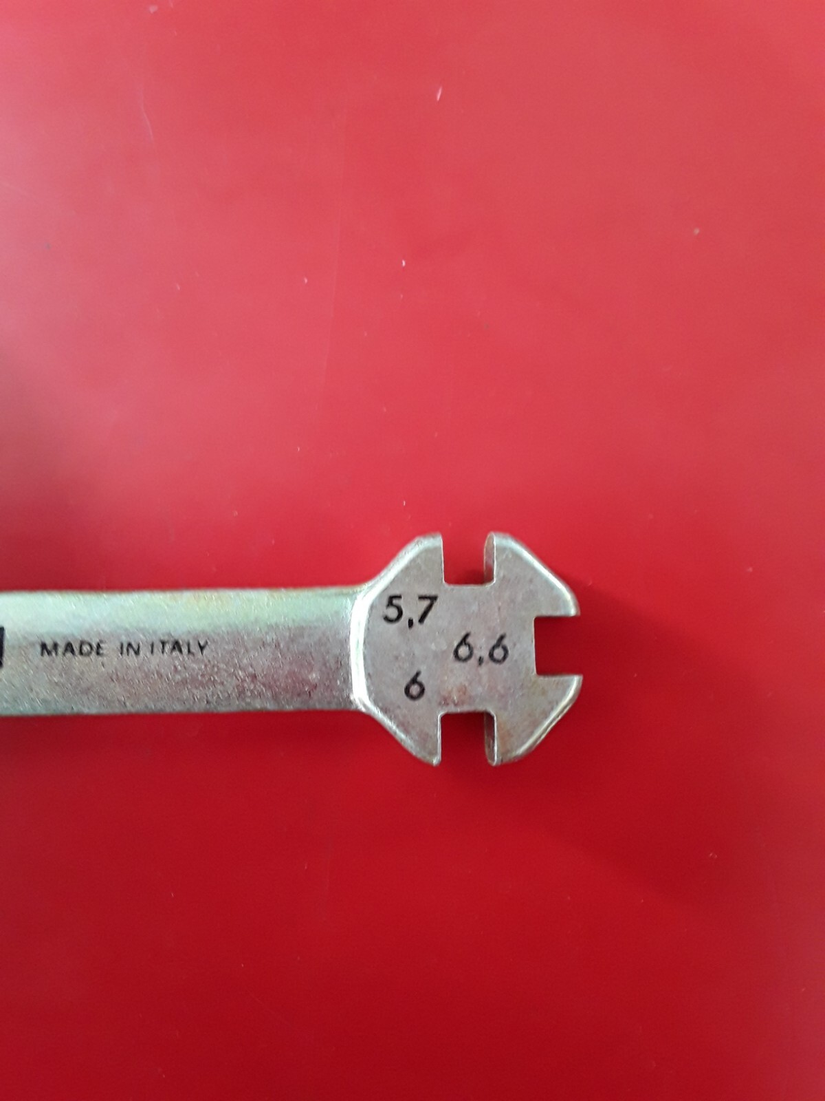 6-inlet pull wrench as pictured New Buzzetti art. 4921