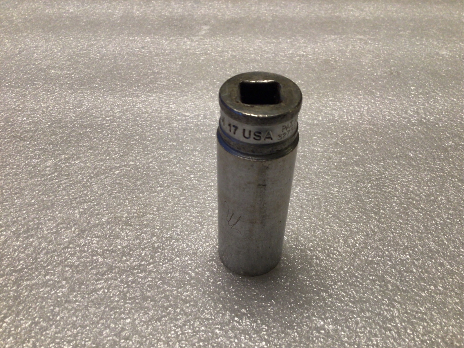 Snap On SFSM17 -Chrome, 3/8″ Dr., 6 Pt., Metric, 17mm Deep Flank Dr., Socket