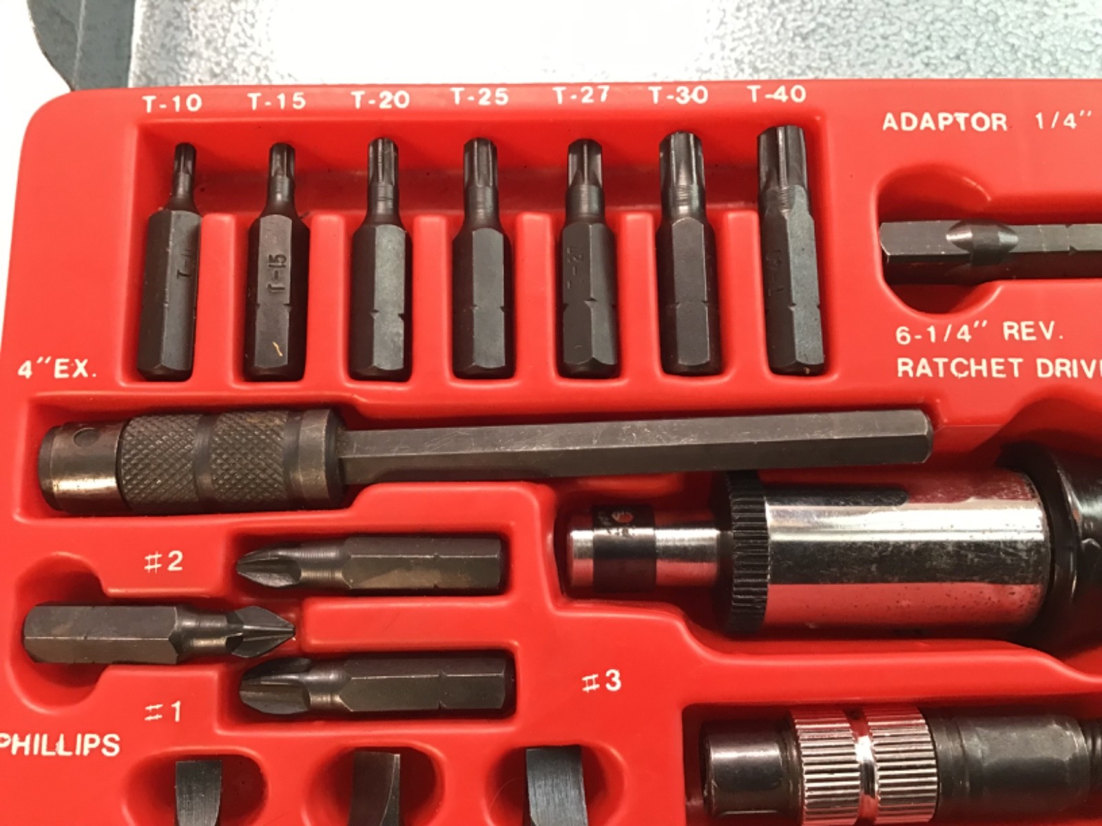 ALLIED TOOLS – 32PC TORX, HEX, PHILLIPS, SLOTTED, SOCKET SET – VINTAGE ALLIED