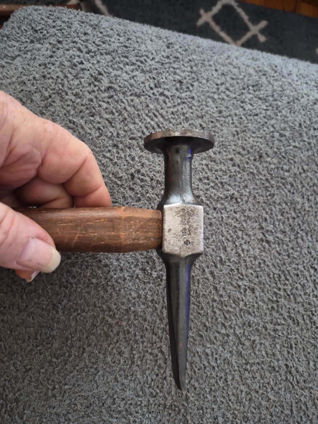 Snap On BF613B Wood Handle Auto Body Round Face Cross Peen Shrinking Hammer MINT
