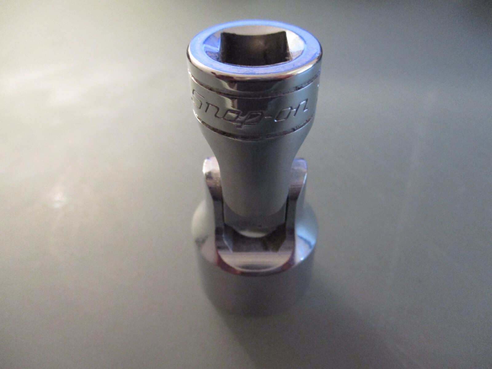 Snap On Tools NEW 3/8″ Dr 6pt 3/4″ SAE Chrome Swivel Socket FS24 now FS24B