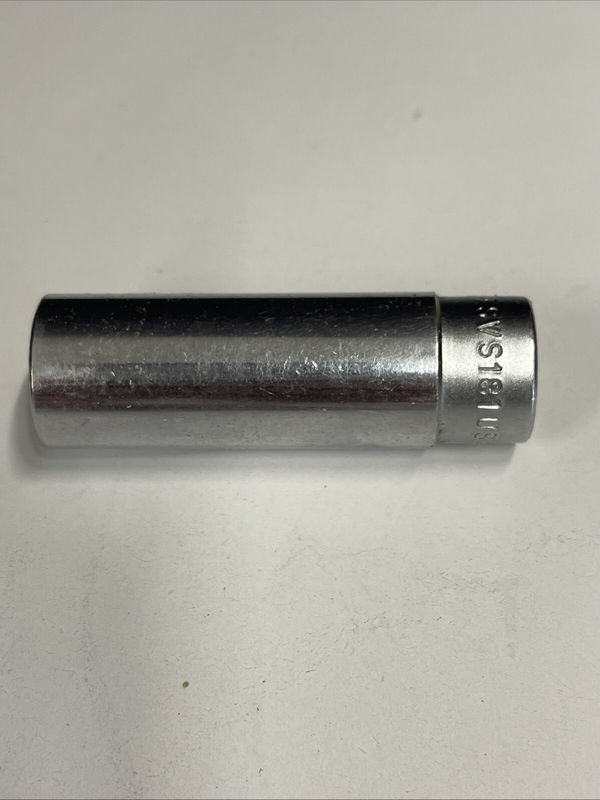 Snap-On Tools USA 1/2″ Drive 12 Point SAE Size 9/16″ Deep Chrome Socket SVS181