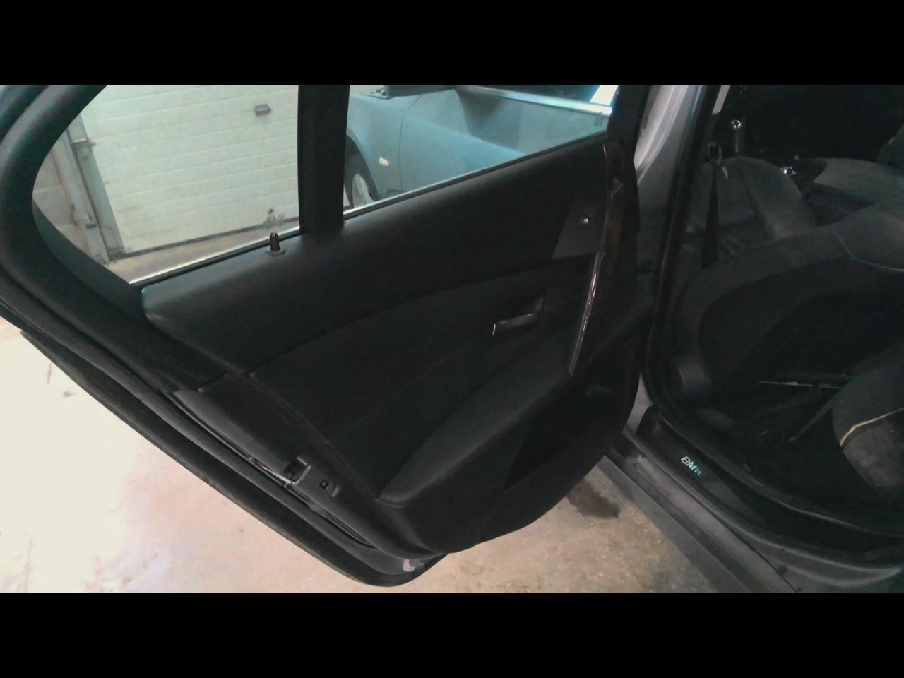 525I 2006 Tools Jack 695476