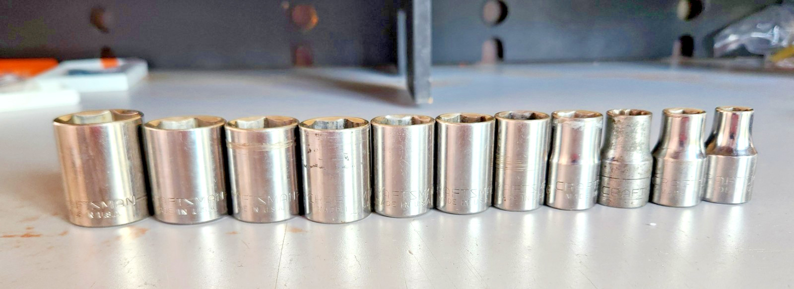 Craftsman USA Socket Set 1/2″ 6 pt. 11 pc. SAE 3/8 to 1 G Series & Ratchet 44985