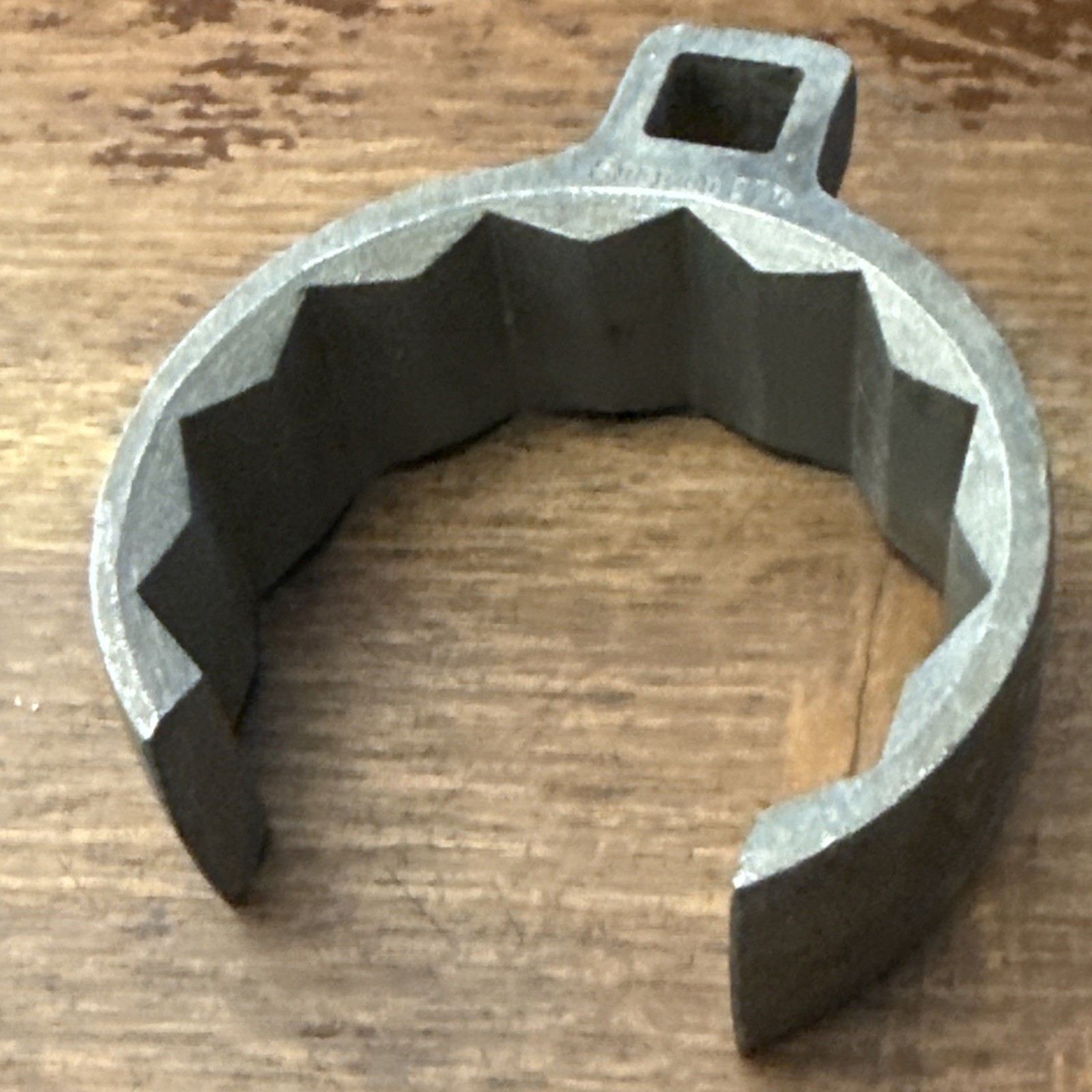 Snap-On 1/2″ Drive 12-Point SAE 2-7/16″ Deep Flare Nut Crowfoot Wrench USA