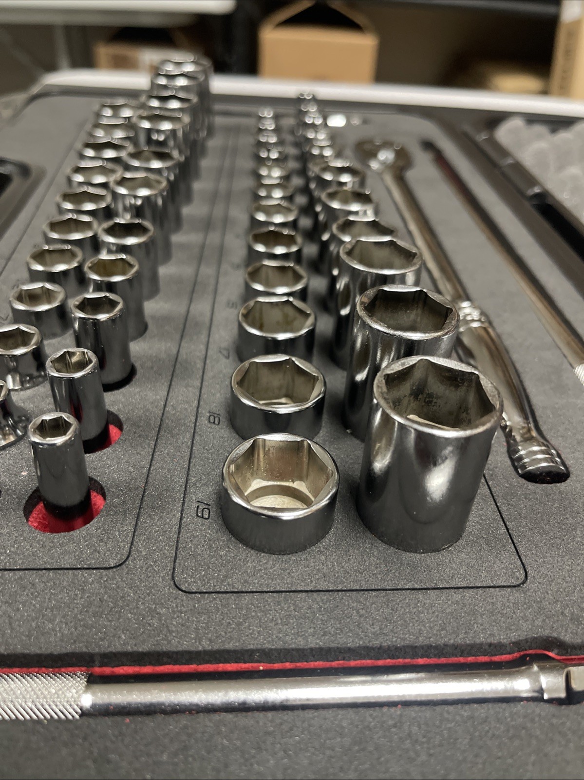 Snap On 51 pc 3/8″ Drive 6 Point Metric SAE General Service Set 251FSMBFR NEW