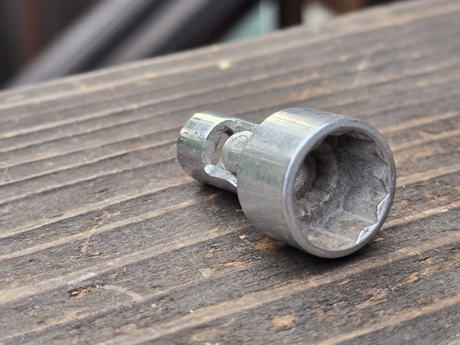 Snap-On 1/4” Dr. 9/16” 12 Point Shallow Swivel Socket TMU181 1962