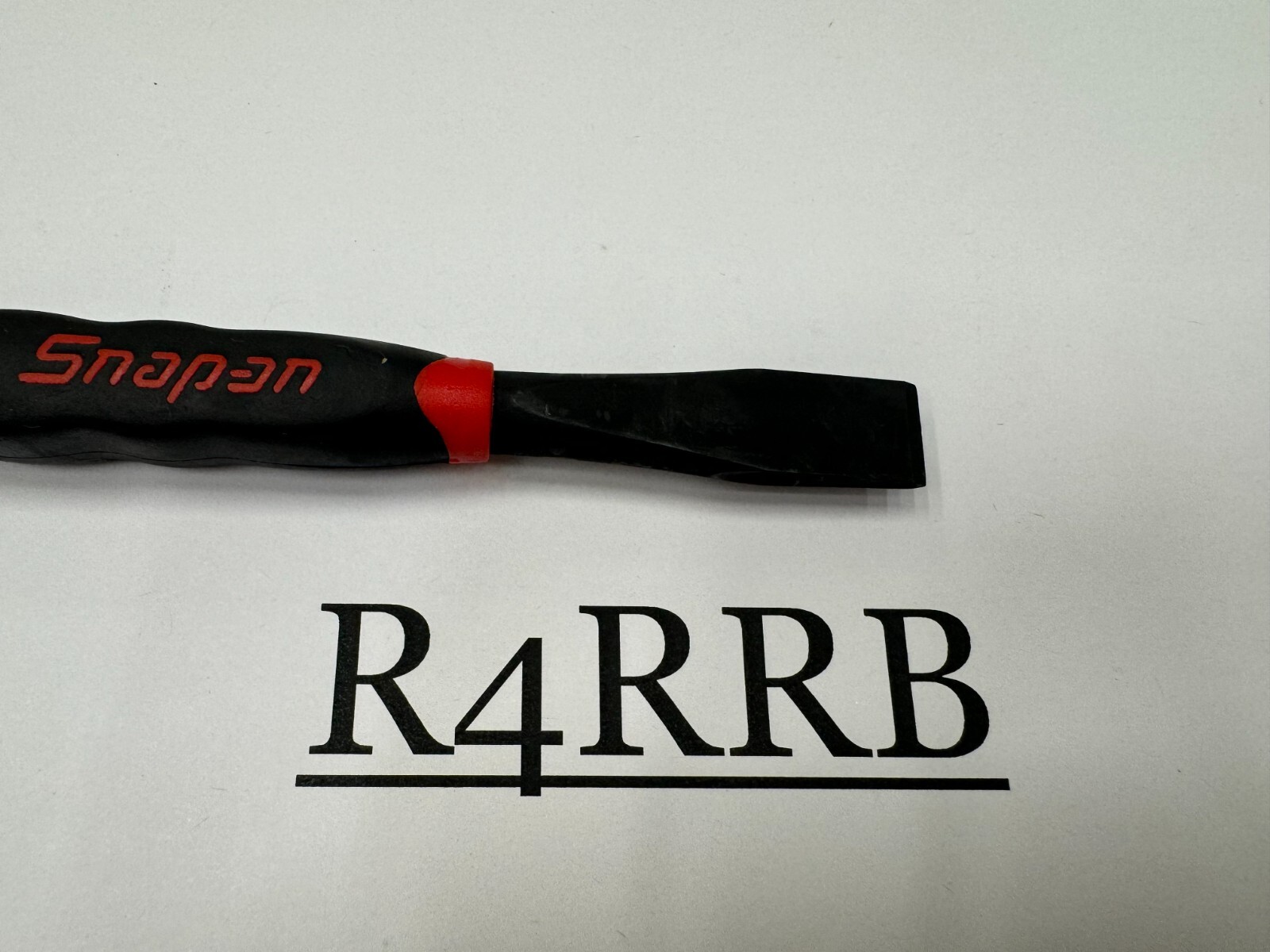 Snap-on Tools SPAIN NEW RED Soft Grip 1/2″ Flat Edge Chisel PCSG816R