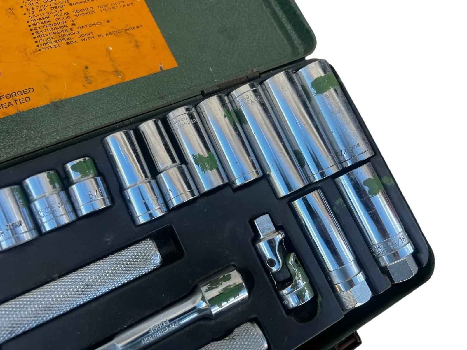 Vintage Pittsburgh Forge 24-piece, 3/8″ square drive SAE socket set