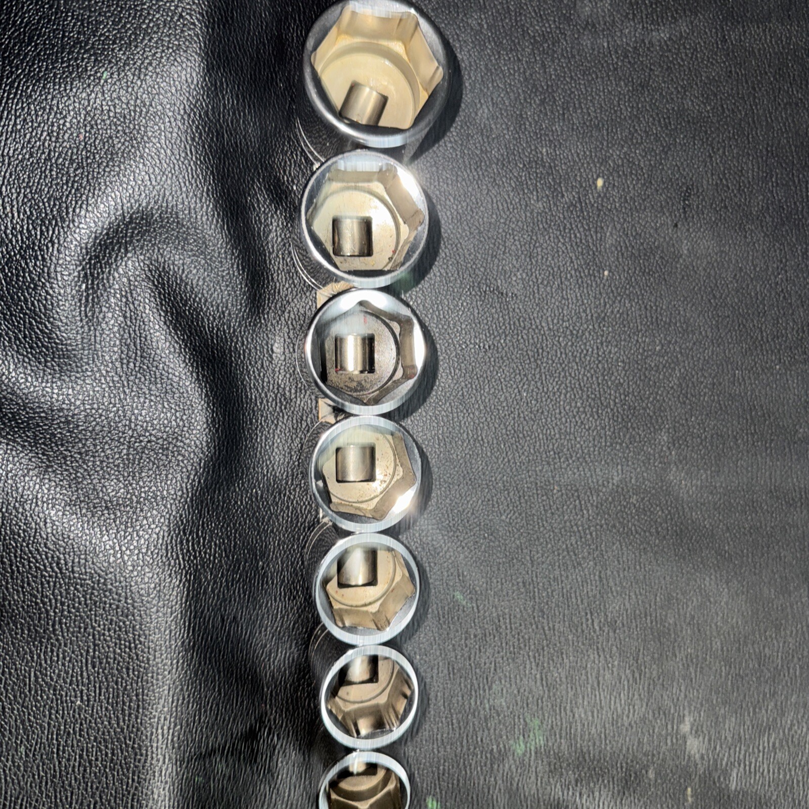 Snap On Sockets 6 Pt 1/2 Drive. 1-1/4,1-1/8,1-1/16,1,15/16,7/8,13,16