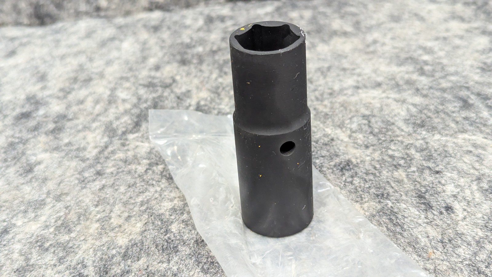 Specialty Products 1/2″ Square Drive Flip Socket w/ 19mm & 21mm Openings 79240
