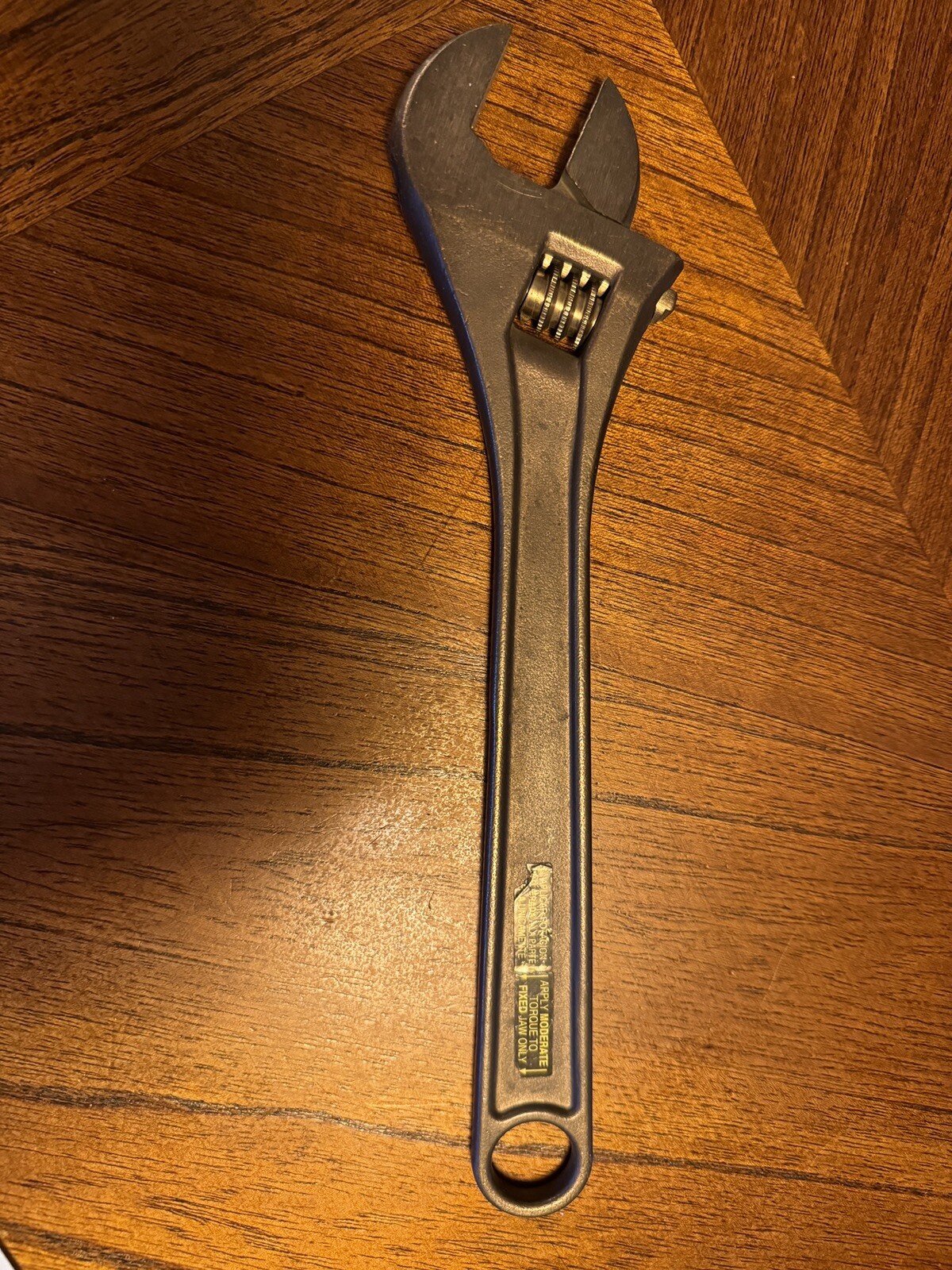 ampco tools W-72 10 in Crescent Wrench non-sparking great condition