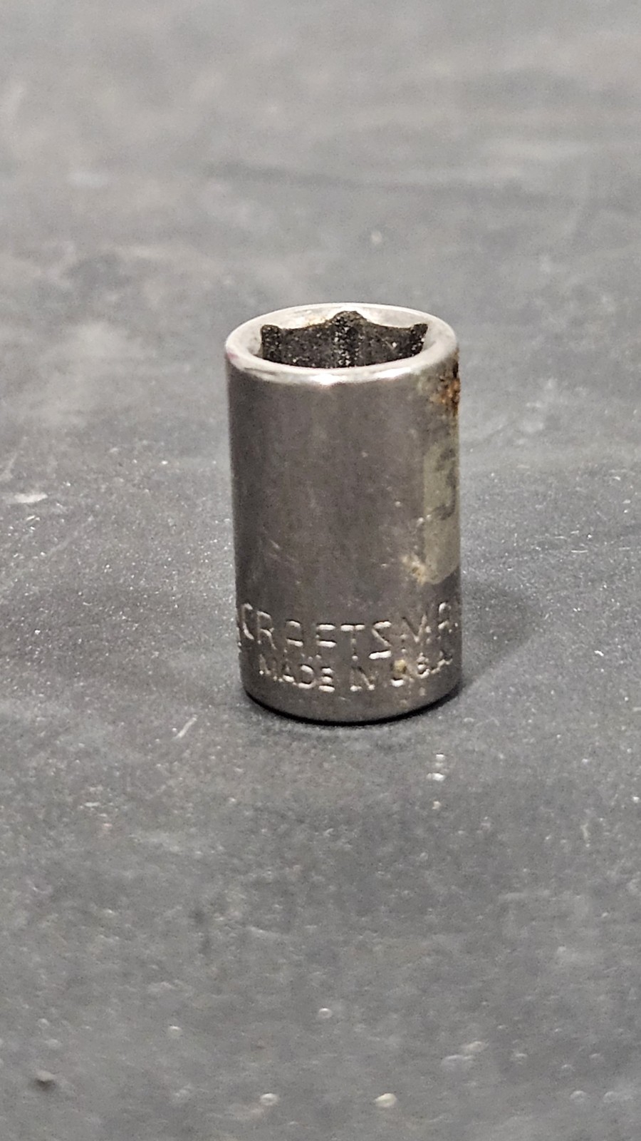 Craftsman USA 3/8″ Socket 6 Point 1/4″ Drive G2D 34596 Easy Read