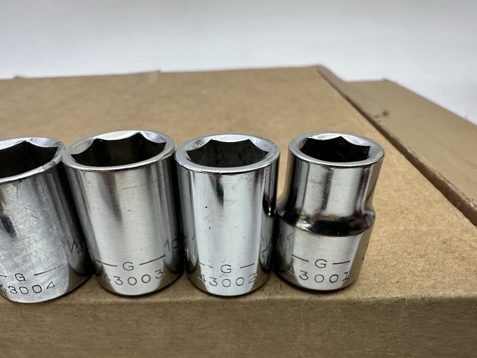 Craftsman USA 3/8 Drive SAE Socket Set 3/8-13/16 8pc 6PT G Vintage Very Good