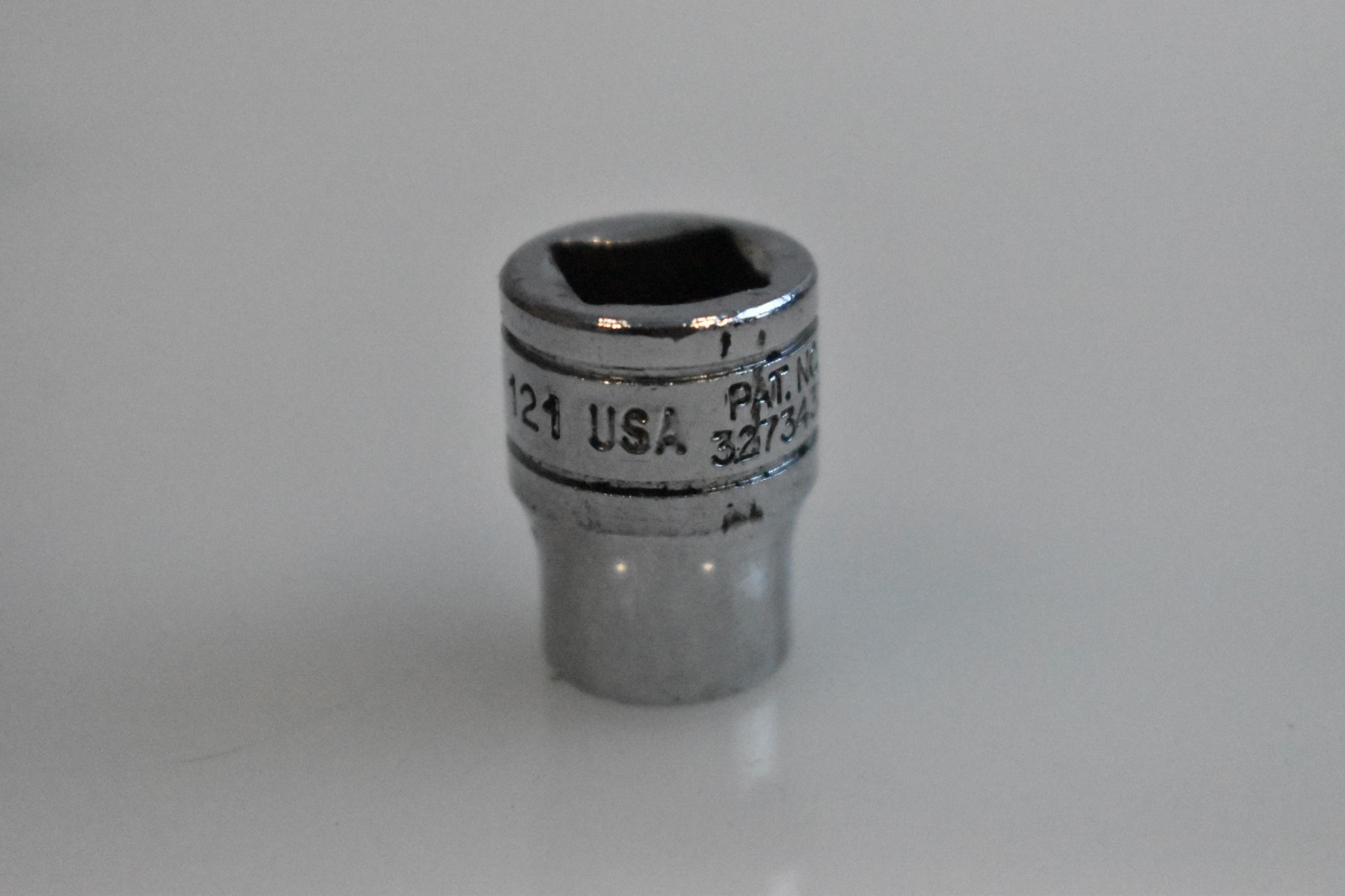 Snap On Tools F121 3/8″ SAE Flank Drive Shallow Socket 3/8″ Drive 12 Point USA