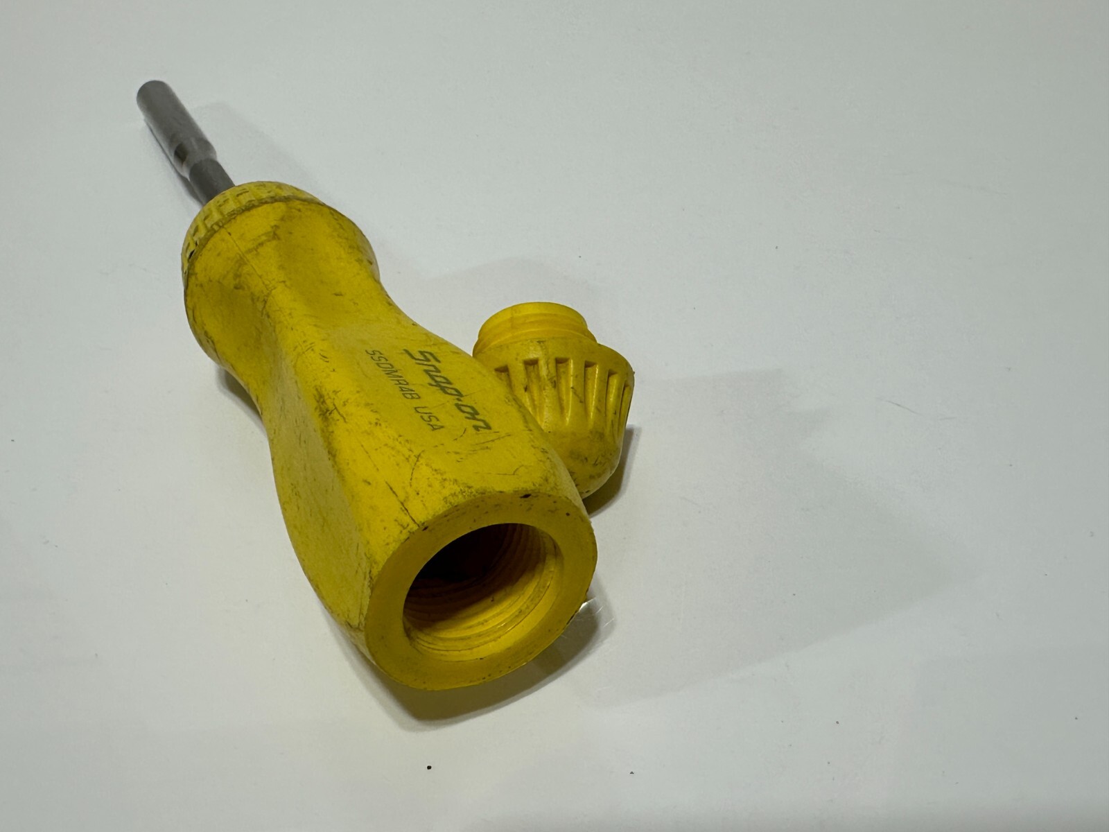 Snap On USA Ratcheting Screwdriver Classic Yellow Hard Plastic Handle SSDMR4
