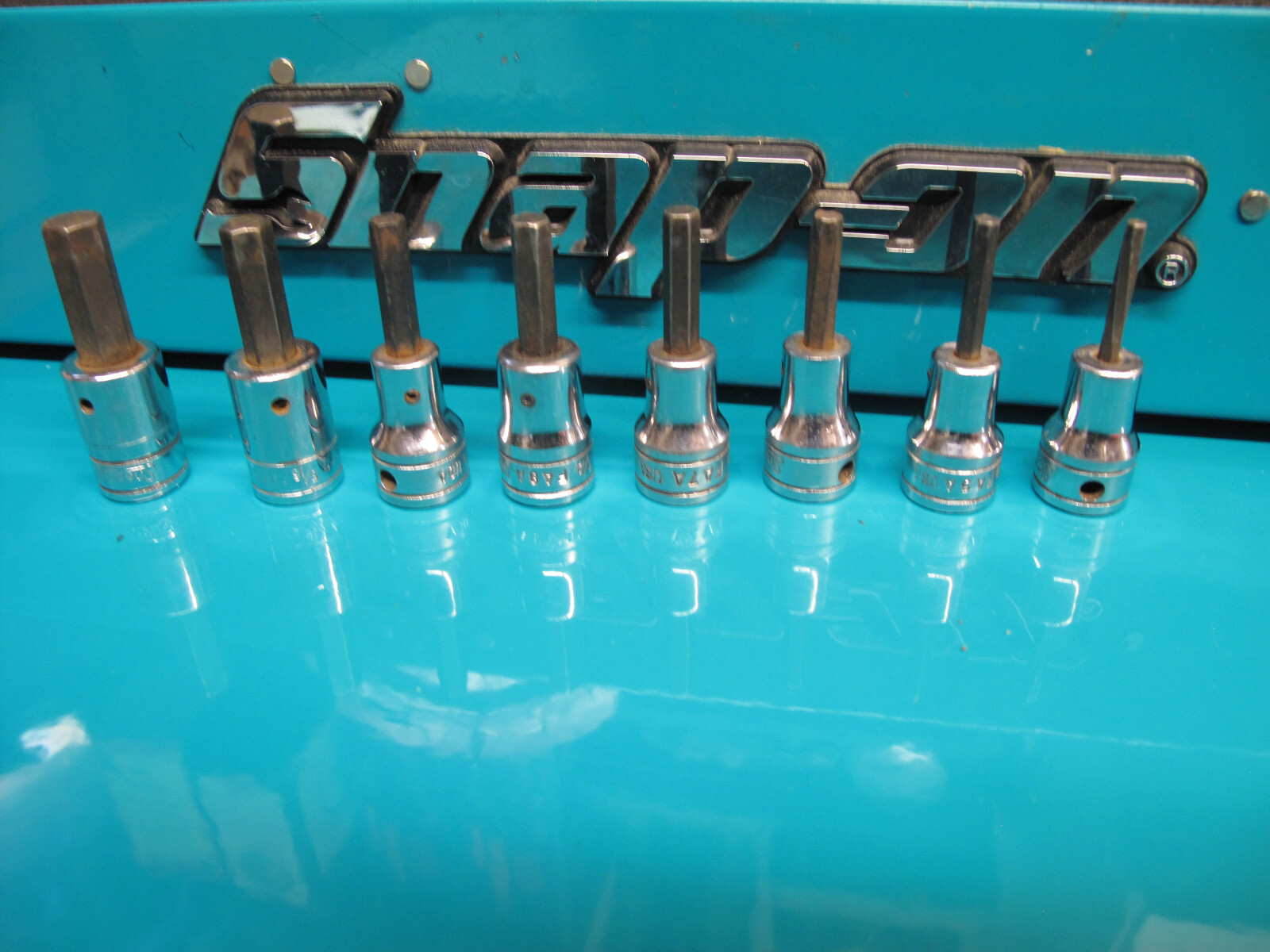 Snap On 8 pc 3/8″ Drive SAE Standard Hex Bit Socket Set (1/8-3/8″) – 208EFAY